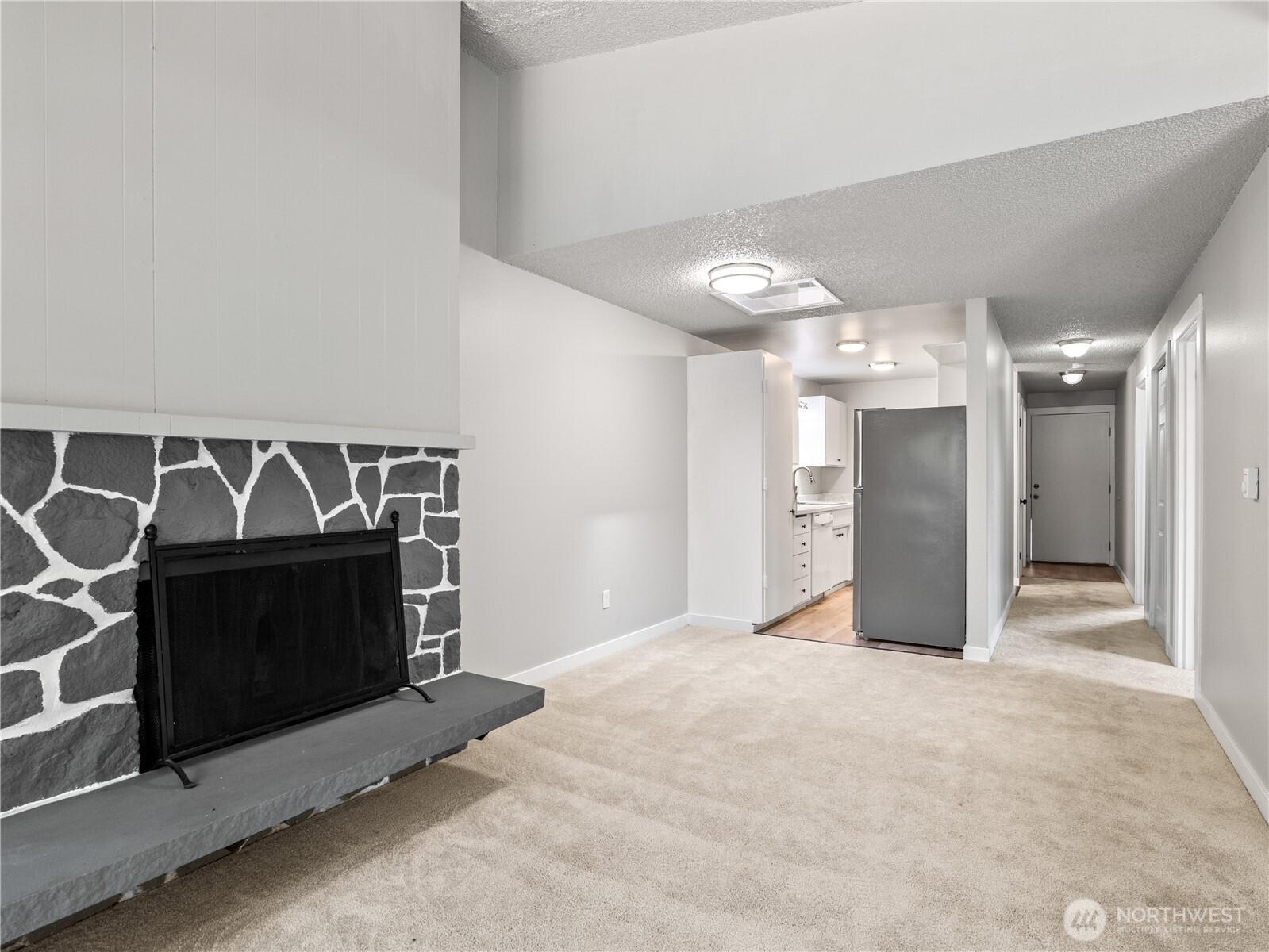 BURIEN, Washington, 98146, United States, 7 Bedrooms Bedrooms, ,4 BathroomsBathrooms,Residential,For Sale,1913581