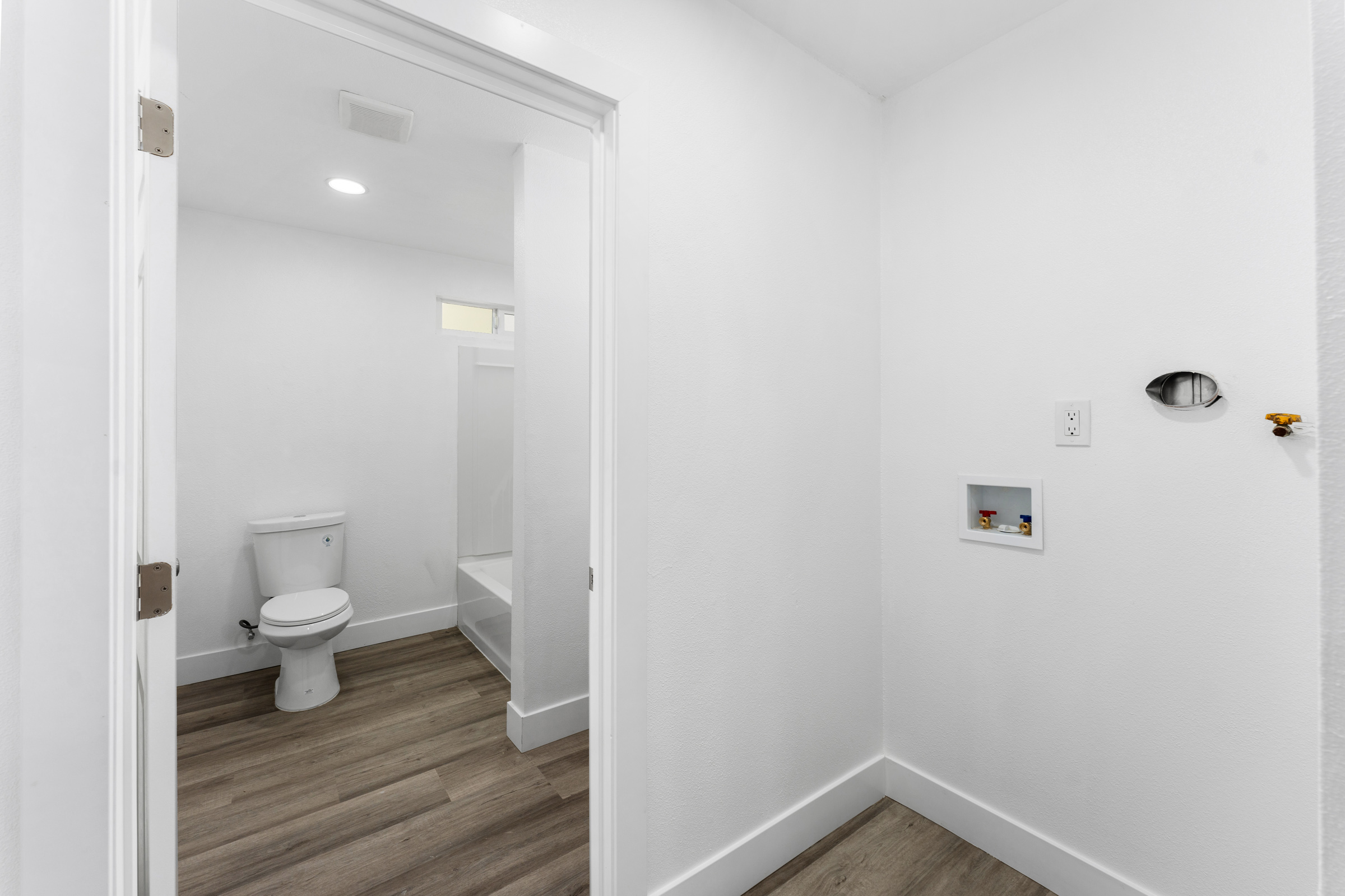 San Bernardino, California, 92410, United States, 4 Bedrooms Bedrooms, ,3 BathroomsBathrooms,Residential,For Sale,1989950