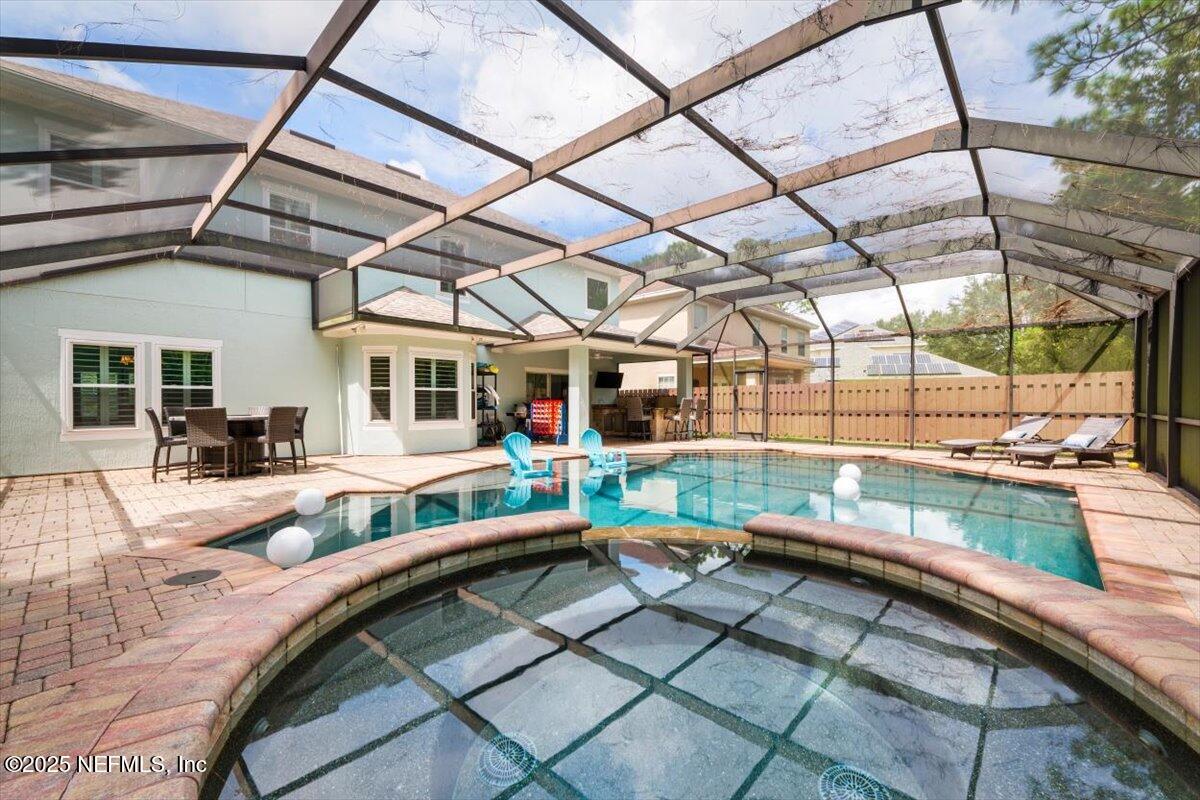 Jacksonville, Florida, 32256, United States, 5 Bedrooms Bedrooms, ,4 BathroomsBathrooms,Residential,For Sale,1974512