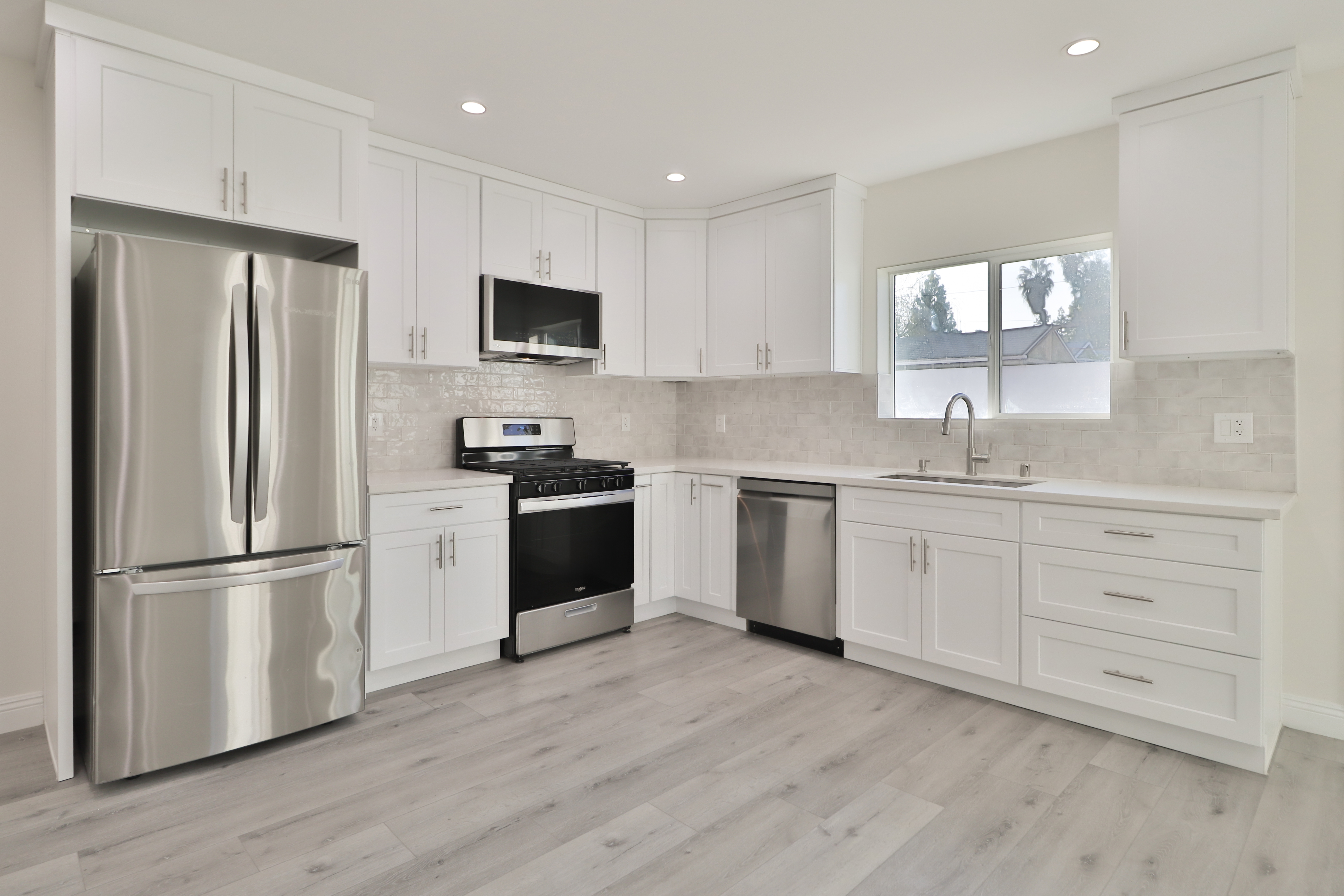 Woodland Hills, California, 91303, United States, 6 Bedrooms Bedrooms, ,7 BathroomsBathrooms,Residential,For Sale,1838273