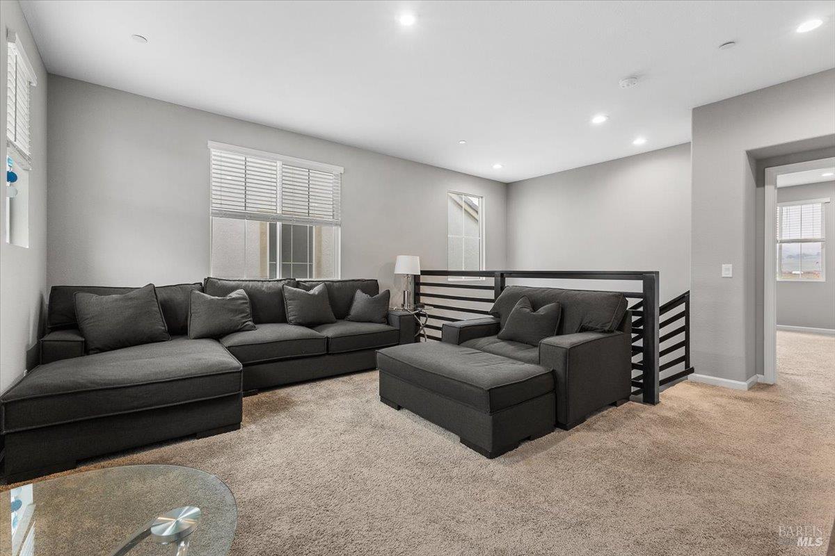 Rohnert Park, California, 94928, United States, 4 Bedrooms Bedrooms, ,3 BathroomsBathrooms,Residential,For Sale,2000344