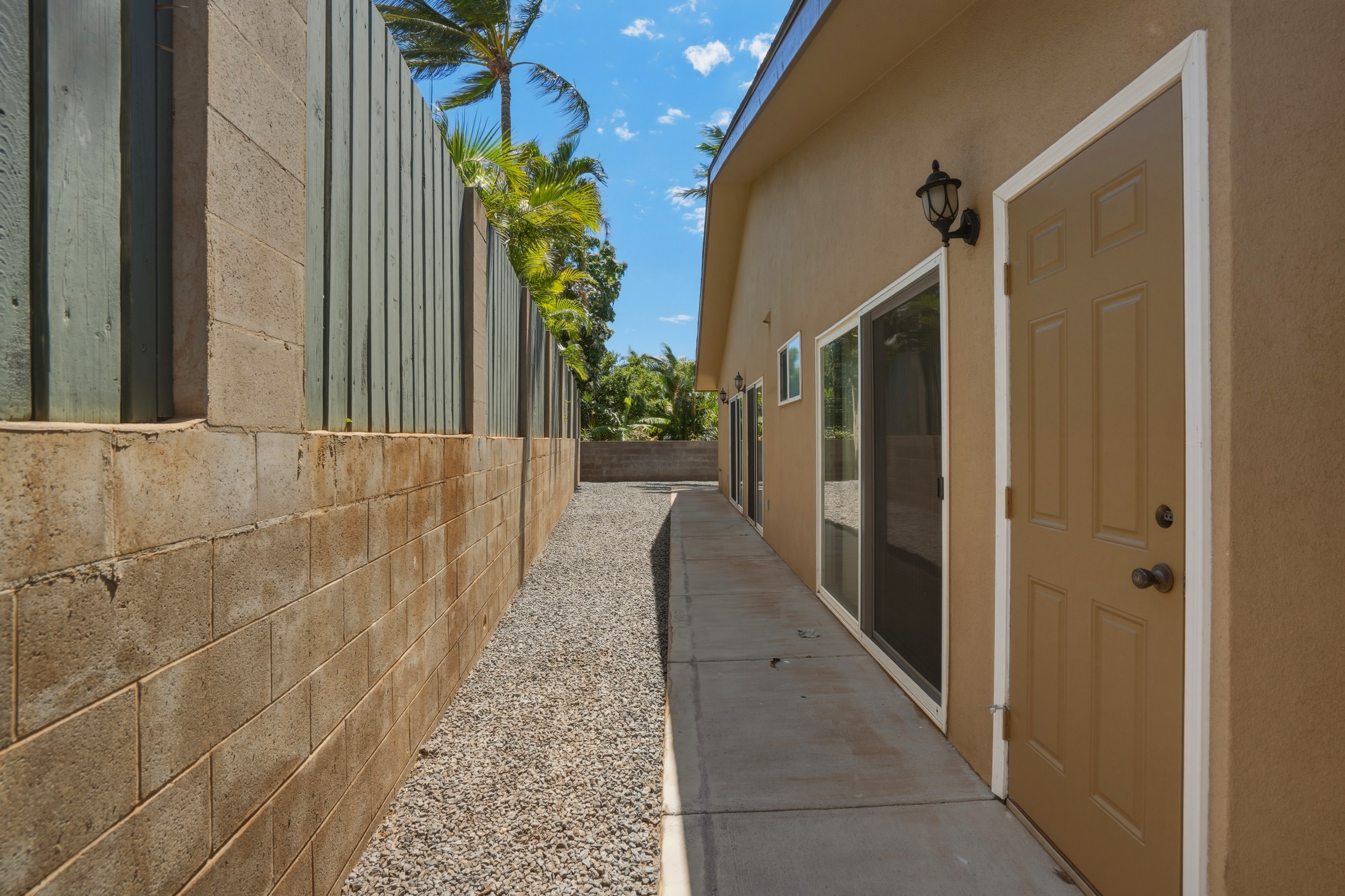  Spacious 5-Bedroom Home in Ka Ono Ulu Estates - 物件實景