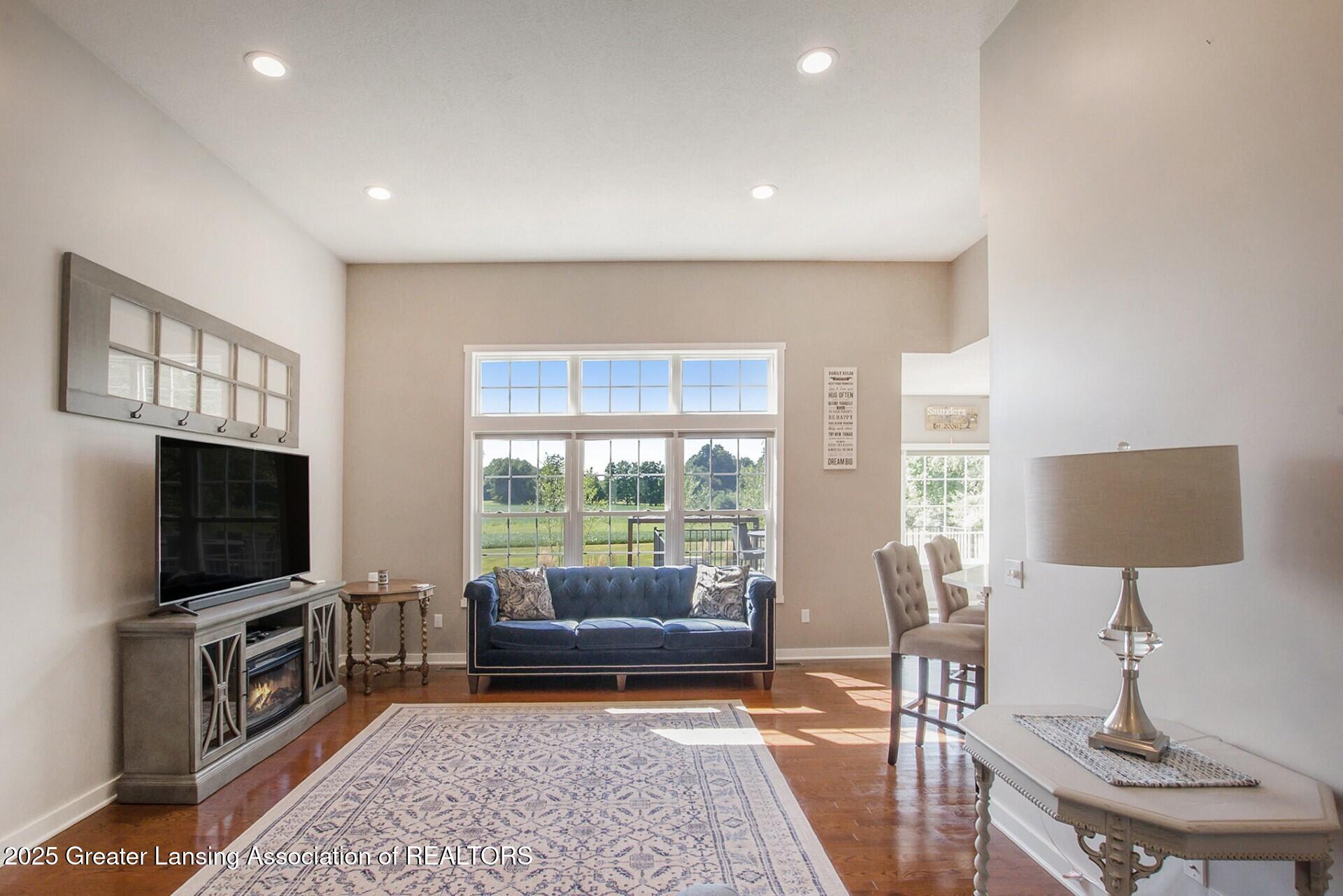 Eaton Rapids, Michigan, 48827, United States, 5 Bedrooms Bedrooms, ,3 BathroomsBathrooms,Residential,For Sale,1934713