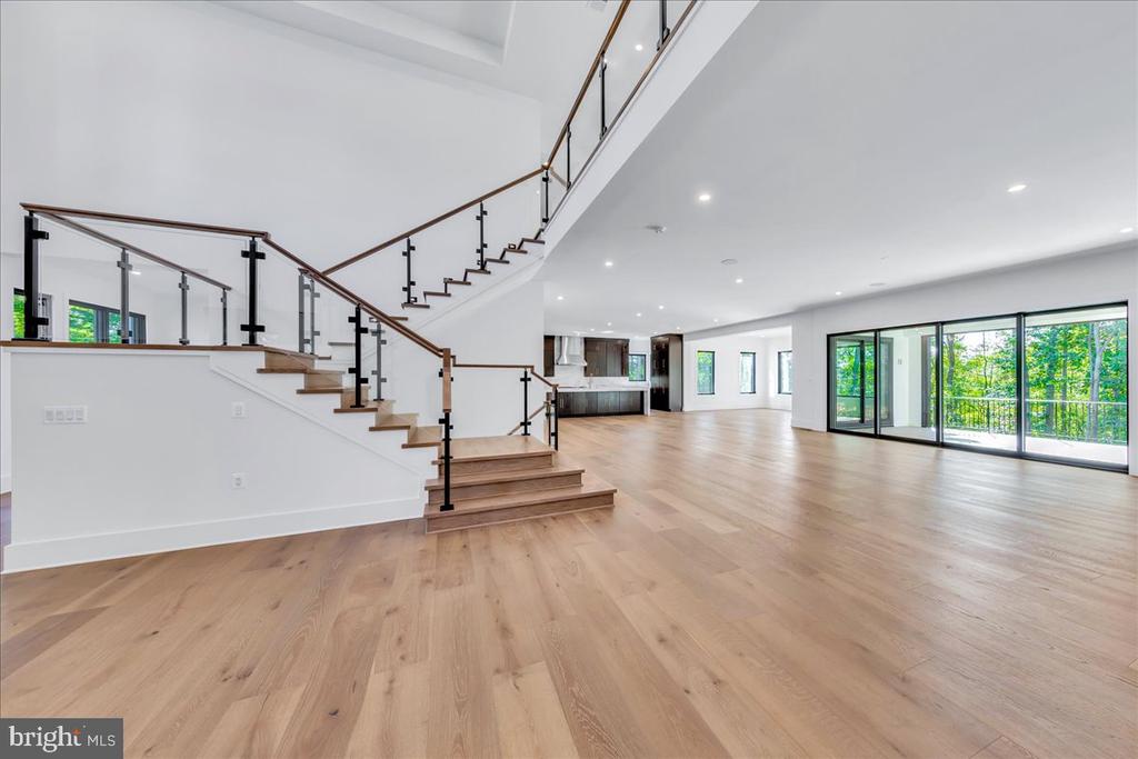 Oak Hill, Virginia, 20171, United States, 4 Bedrooms Bedrooms, ,6 BathroomsBathrooms,Residential,For Sale,1975250