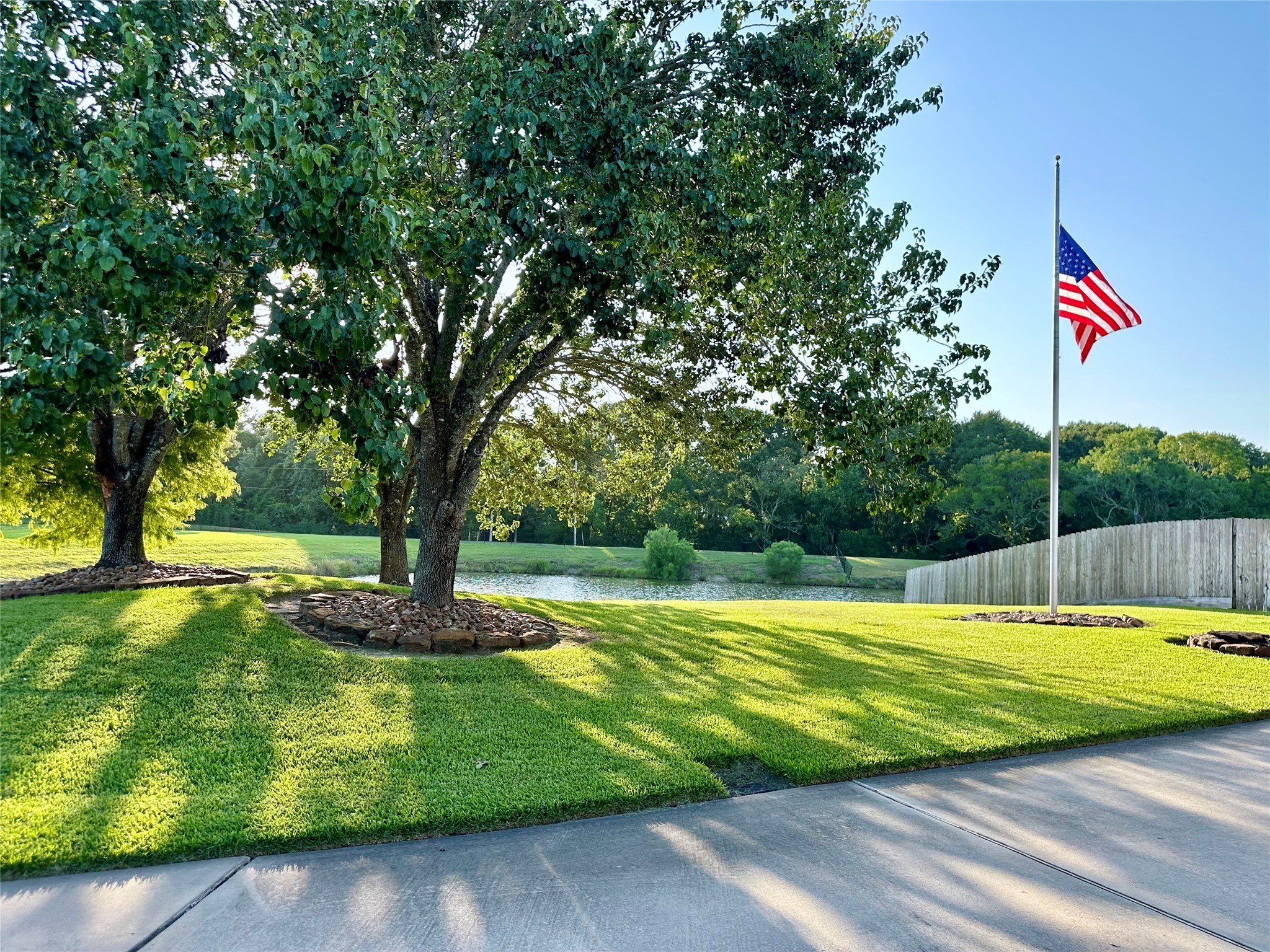 Friendswood, Texas, 77546, United States, 3 Bedrooms Bedrooms, ,5 BathroomsBathrooms,Residential,For Sale,1908024