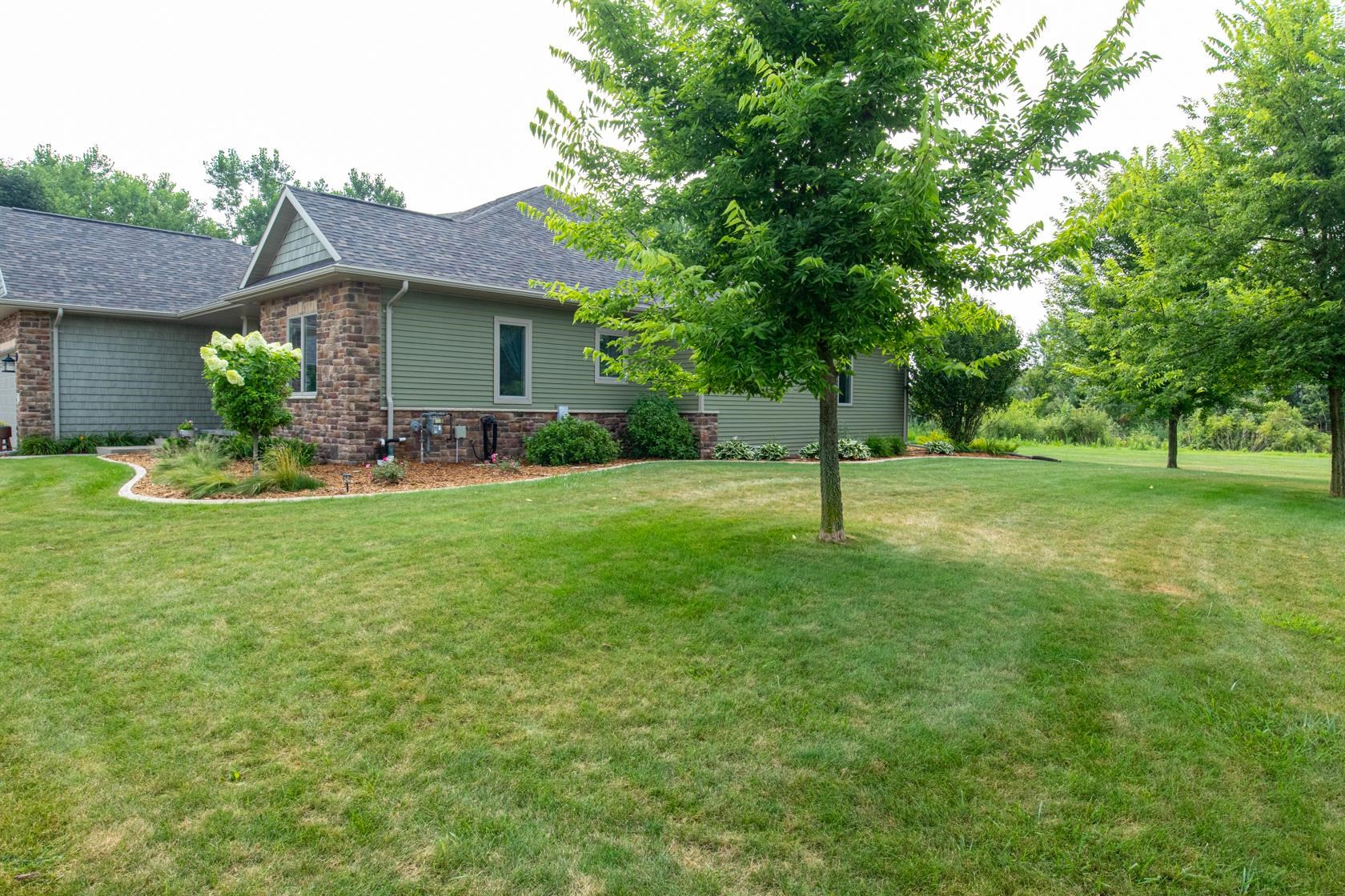 Appleton, Wisconsin, 54913, United States, 5 Bedrooms Bedrooms, ,4 BathroomsBathrooms,Residential,For Sale,1927956