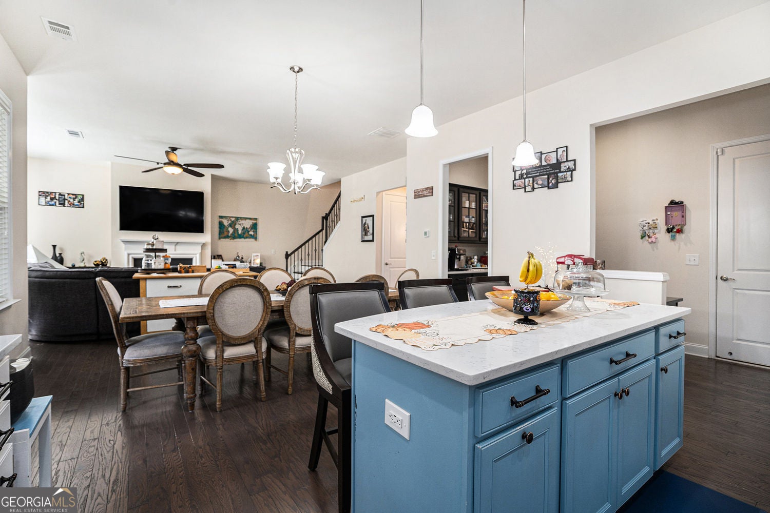 Kennesaw, Georgia, 30152, United States, 5 Bedrooms Bedrooms, ,4 BathroomsBathrooms,Residential,For Sale,1964228