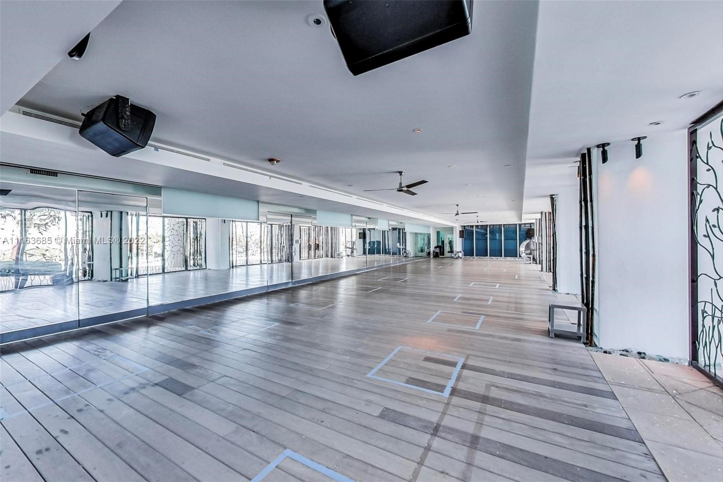  6801 Collins Ave, Miami Beach, FL, 33141 - 物件實景