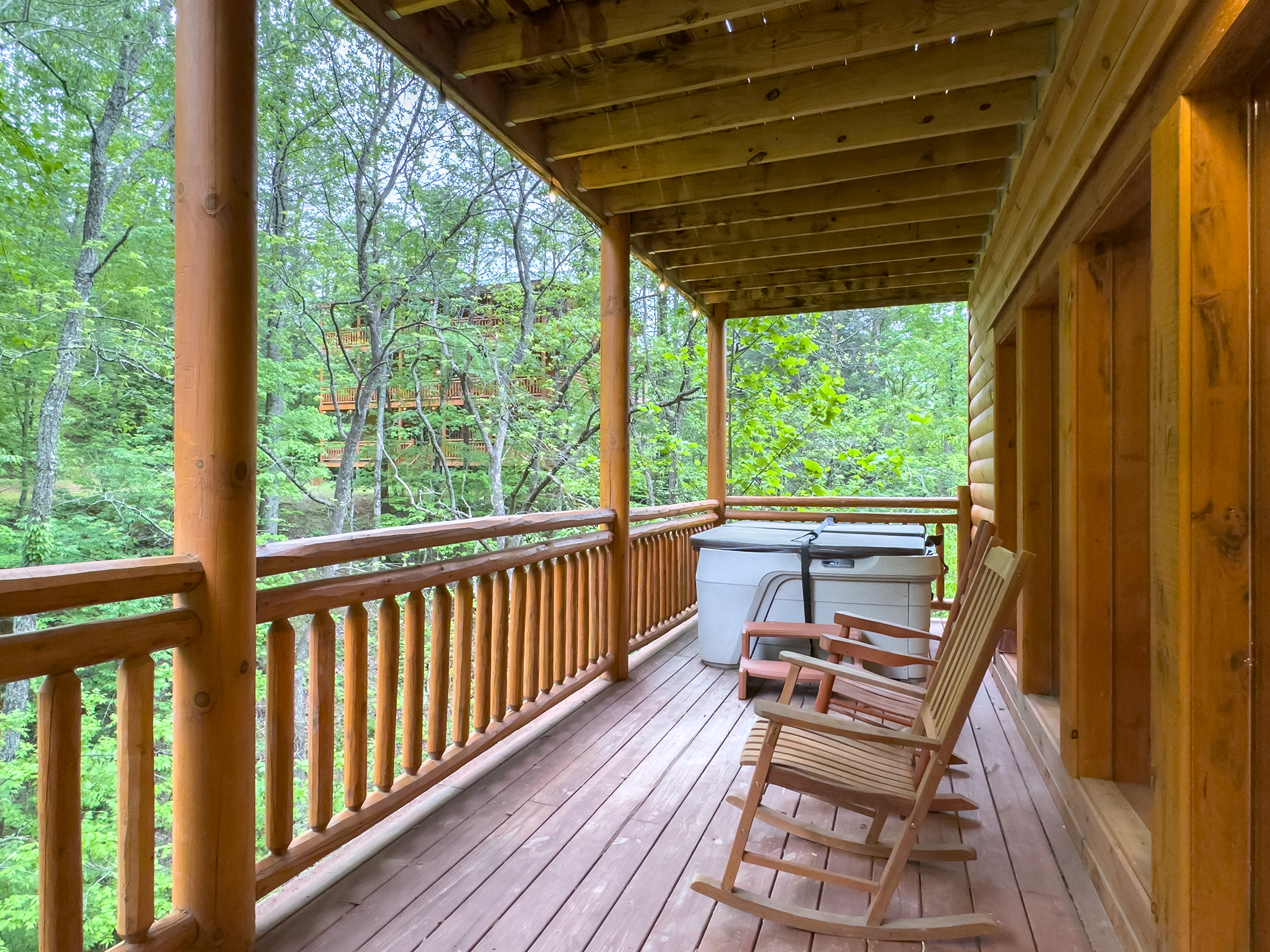 Sevierville, Tennessee, 37862, United States, 6 Bedrooms Bedrooms, ,7 BathroomsBathrooms,Residential,For Sale,1798325
