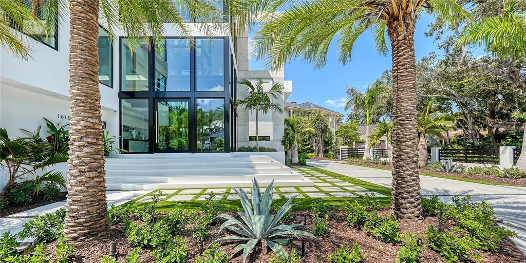 Sarasota, Florida, 34239, United States, 5 Bedrooms Bedrooms, ,8 BathroomsBathrooms,Residential,For Sale,1868707