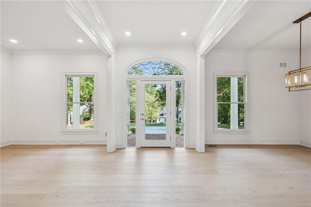 Alpharetta, Georgia, 30004, United States, 5 Bedrooms Bedrooms, ,7 BathroomsBathrooms,Residential,For Sale,1978962