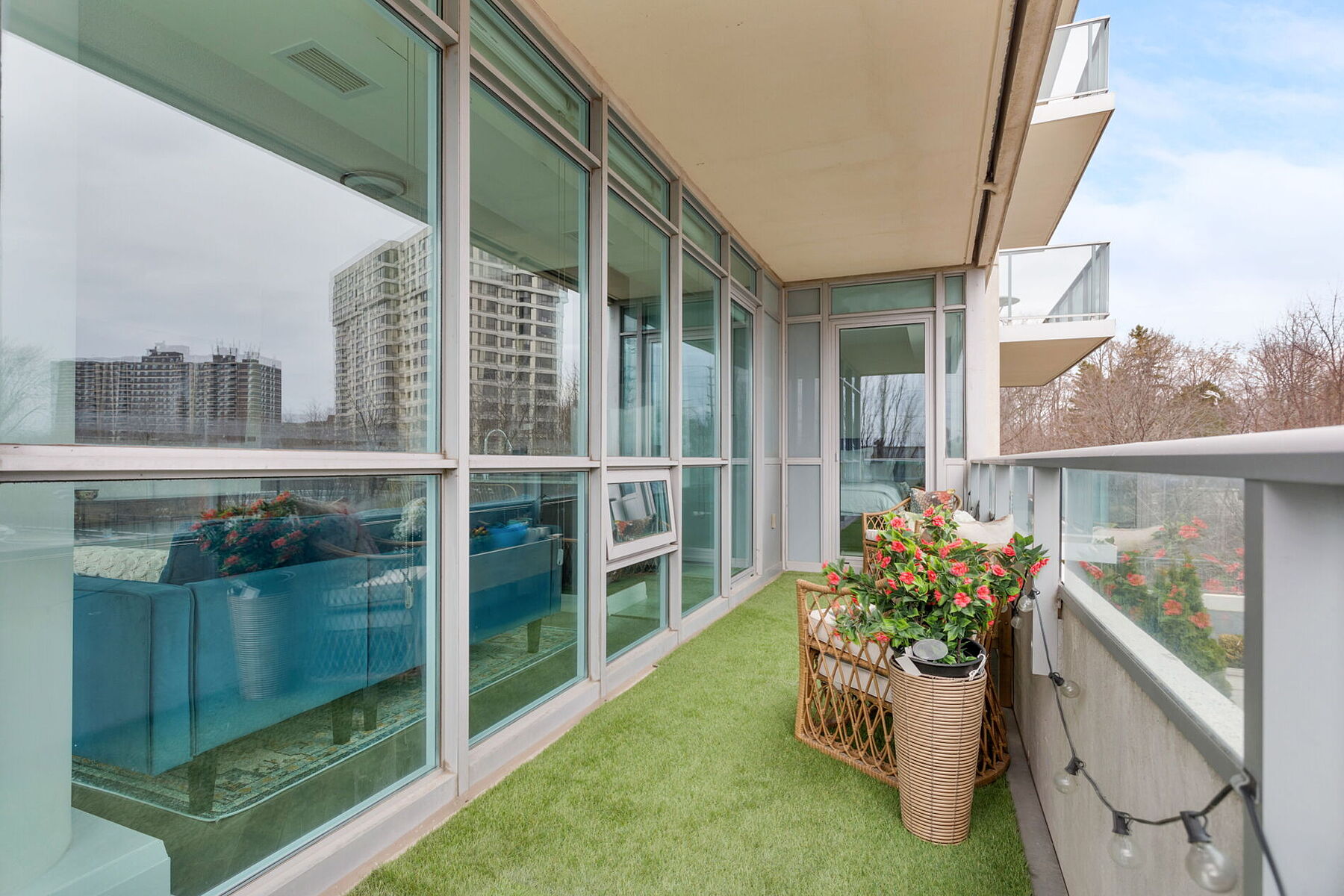  Spacious and Bright Condo - 物件實景