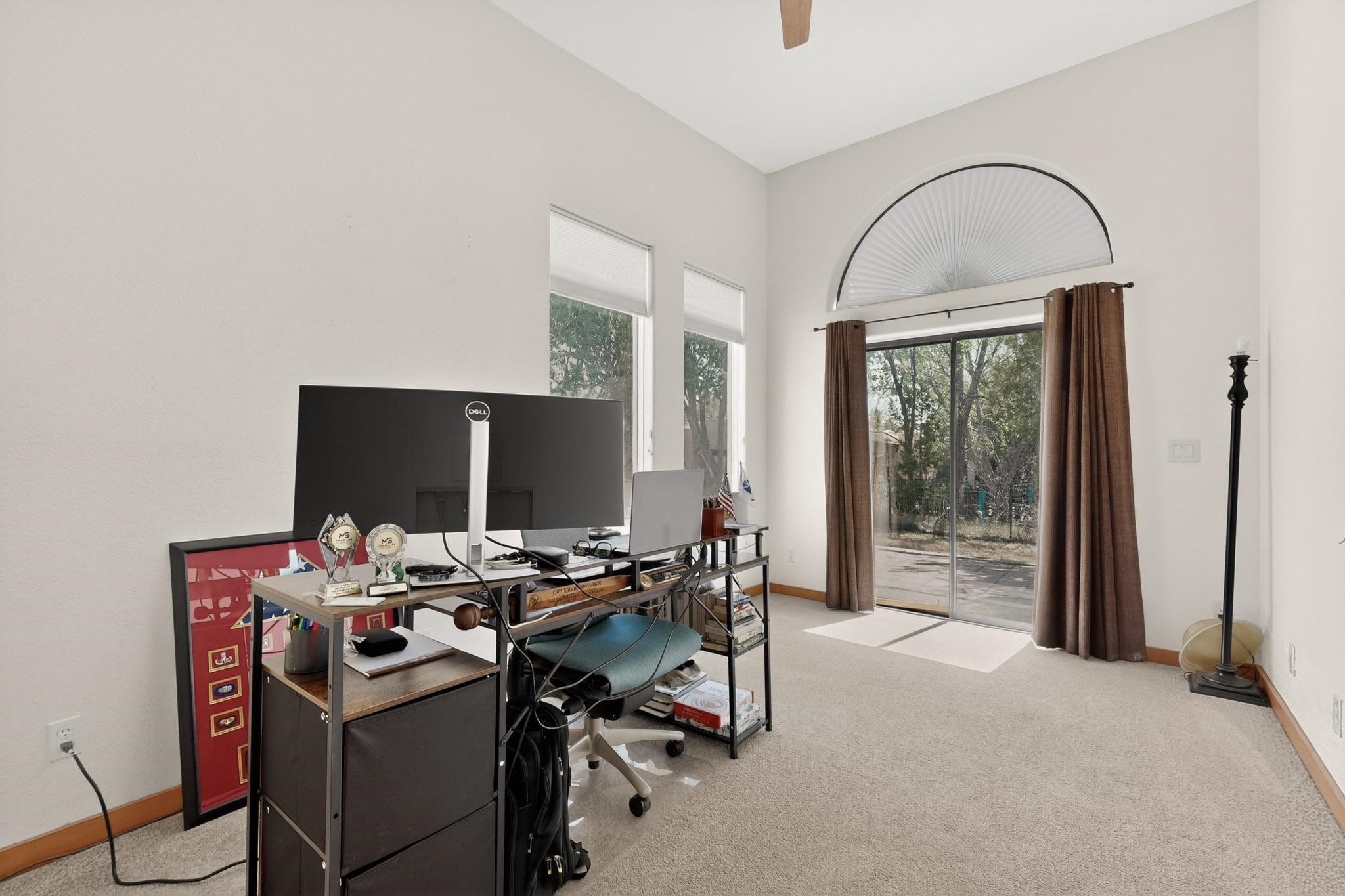  6516 Horseshoe Drive - 物件實景