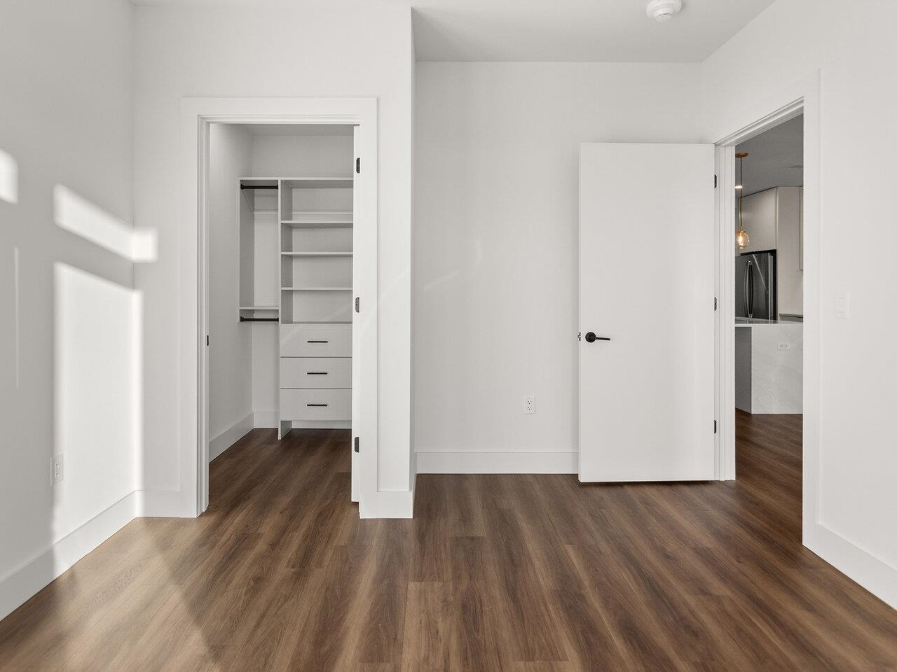 Burlington, Vermont, 05401, United States, 1 Bedroom Bedrooms, ,Residential,For Sale,1776931