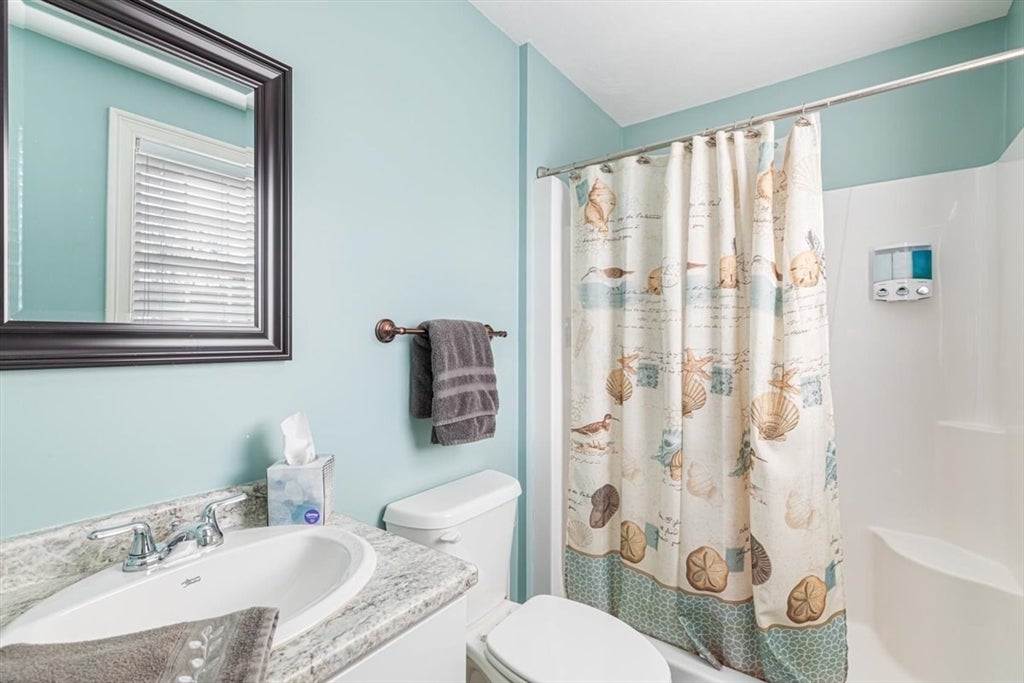 Plymouth, Massachusetts, 02360, United States, 4 Bedrooms Bedrooms, ,4 BathroomsBathrooms,Residential,For Sale,1979999