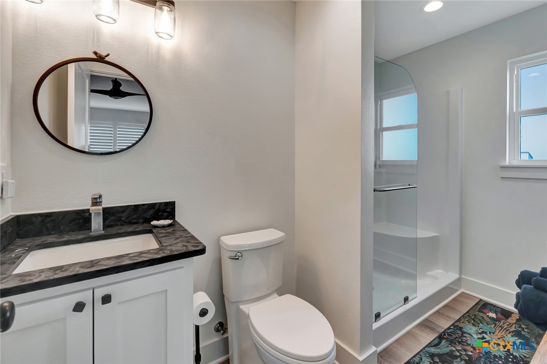 Port O'Connor, Texas, 77982, United States, 4 Bedrooms Bedrooms, ,5 BathroomsBathrooms,Residential,For Sale,1892041