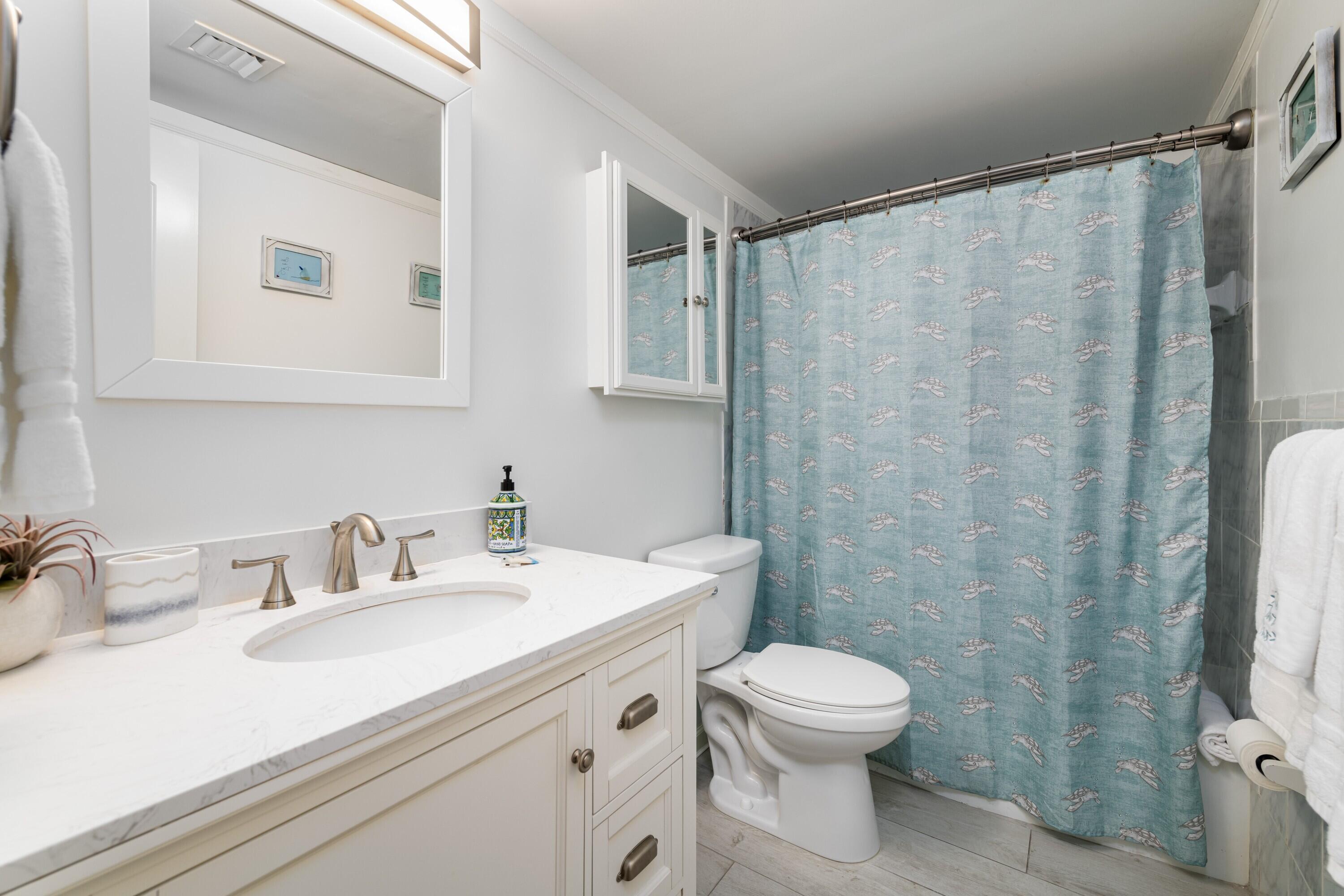 MARATHON, Florida, 33050, United States, 2 Bedrooms Bedrooms, ,2 BathroomsBathrooms,Residential,For Sale,1827608