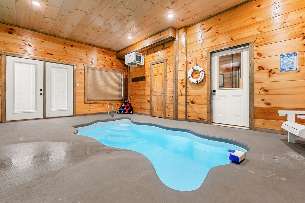 Sevierville, Tennessee, 37876, United States, 3 Bedrooms Bedrooms, ,4 BathroomsBathrooms,Residential,For Sale,1936996