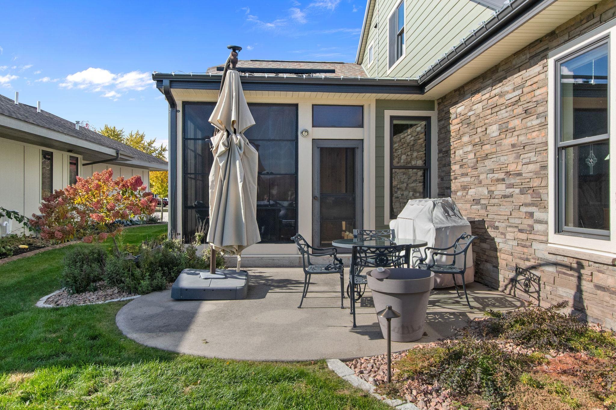 APPLETON, Wisconsin, 54913, United States, 3 Bedrooms Bedrooms, ,3 BathroomsBathrooms,Residential,For Sale,1987734