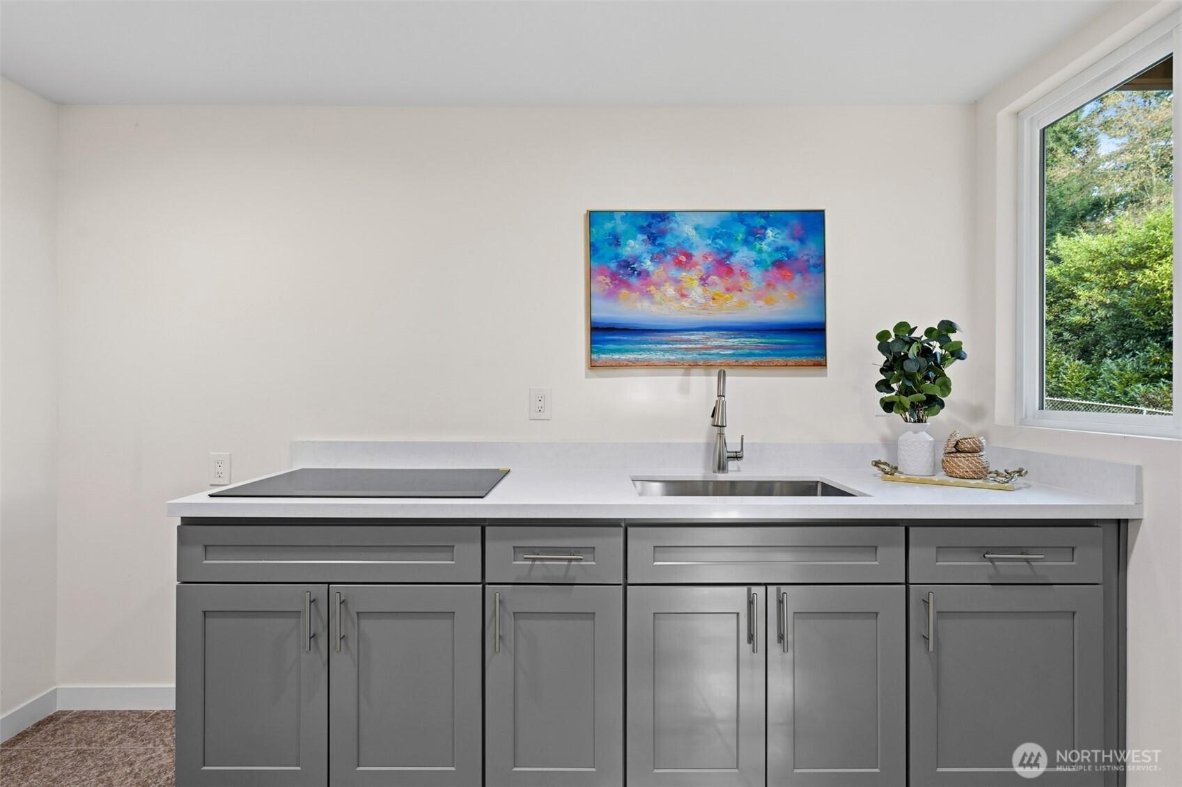 PUYALLUP, Washington, 98373, United States, 6 Bedrooms Bedrooms, ,3 BathroomsBathrooms,Residential,For Sale,2000795