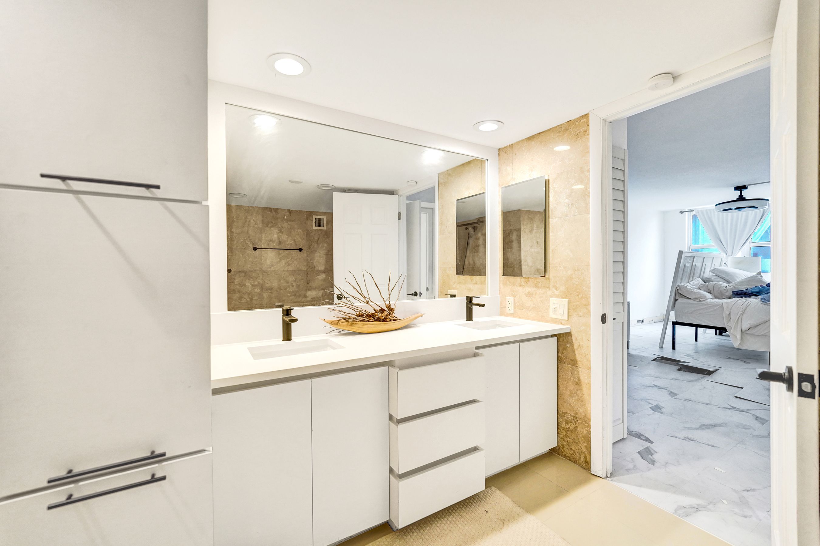  2751 S Ocean Drive, Hollywood, FL, 33019 - 物件實景