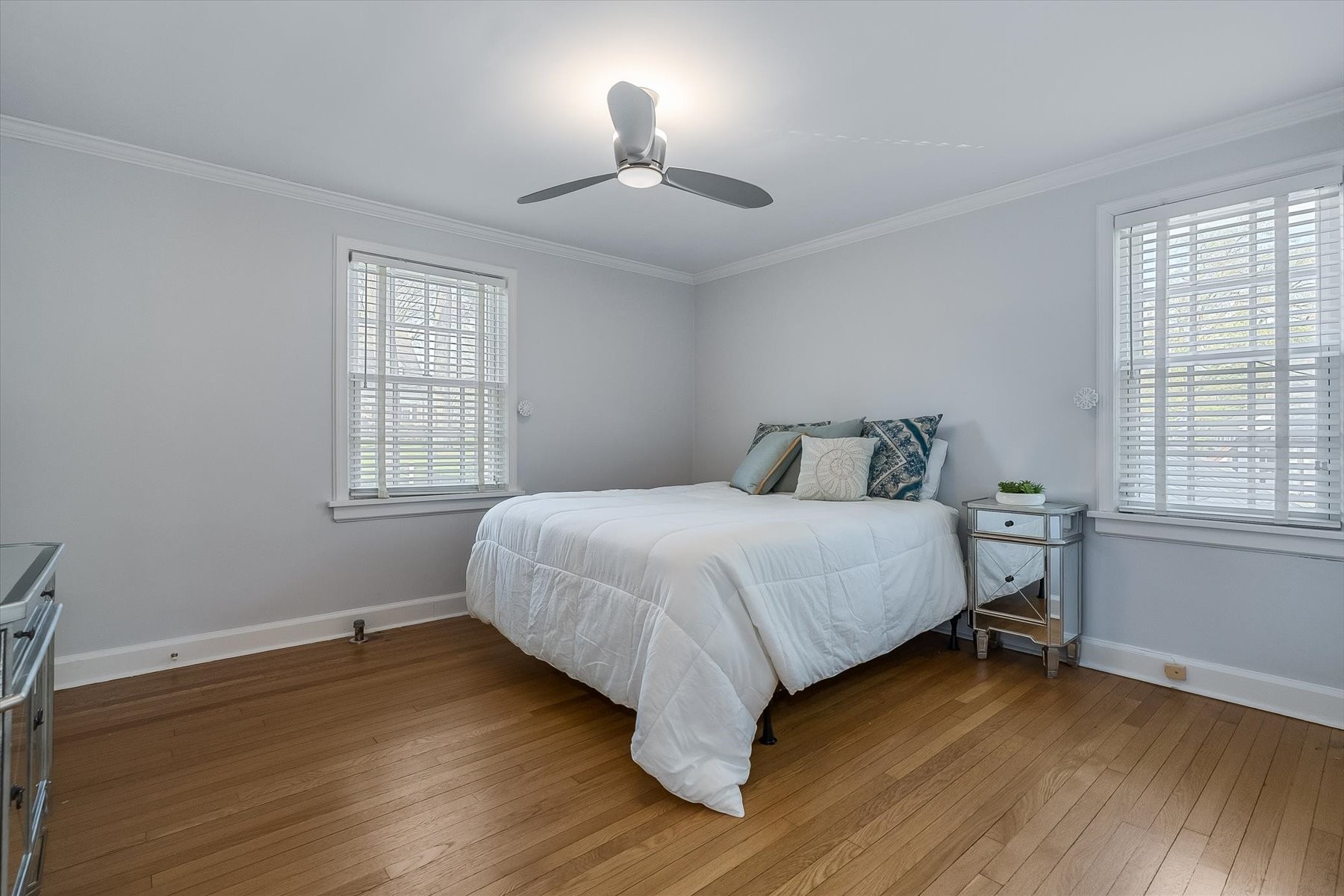  Neighborhood Colonial Blends Historic Charm and Modern Luxury - 物件實景