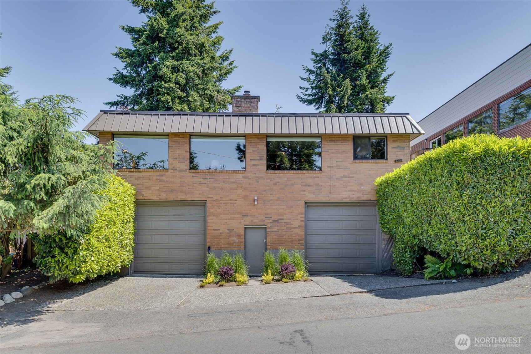 Seattle, Washington, 98117, United States, 4 Bedrooms Bedrooms, ,2 BathroomsBathrooms,Residential,For Sale,1846513
