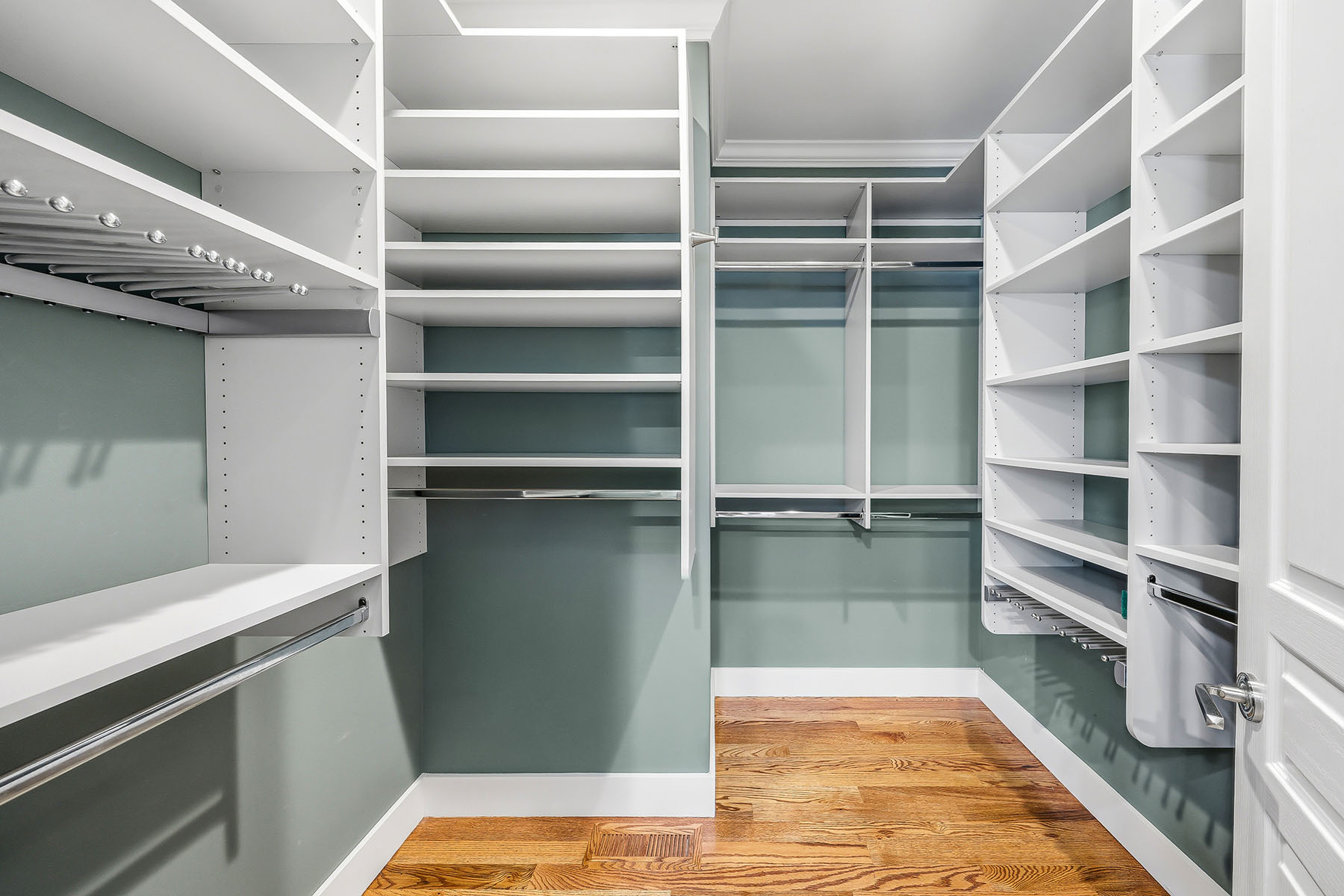  FAIRVIEW - 物件實景