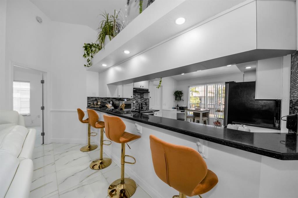 New Port Richey, Florida, 34653, United States, 4 Bedrooms Bedrooms, ,5 BathroomsBathrooms,Residential,For Sale,1989406