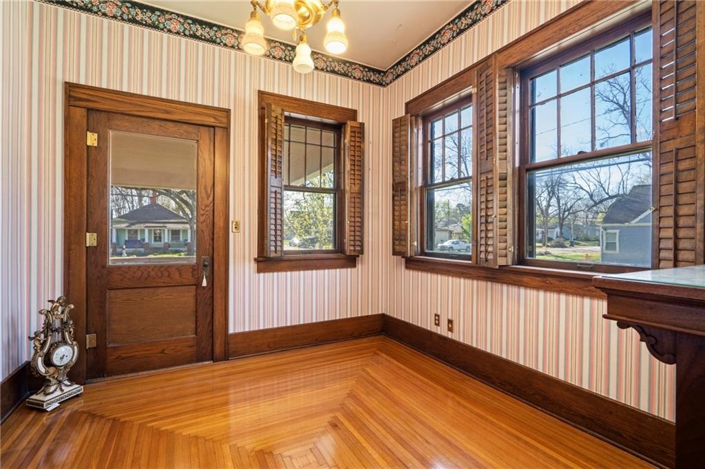 Siloam Springs, Arkansas, 72761, United States, 5 Bedrooms Bedrooms, ,3 BathroomsBathrooms,Residential,For Sale,1984286