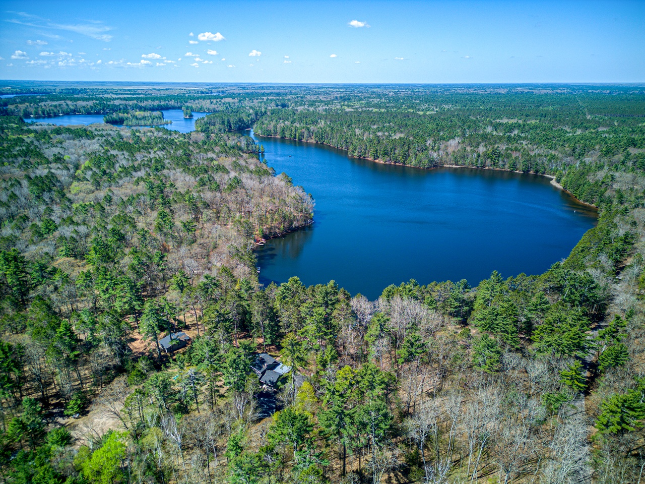 Manitowish Waters, Wisconsin, 54545, United States, 3 Bedrooms Bedrooms, ,4 BathroomsBathrooms,Residential,For Sale,1823646