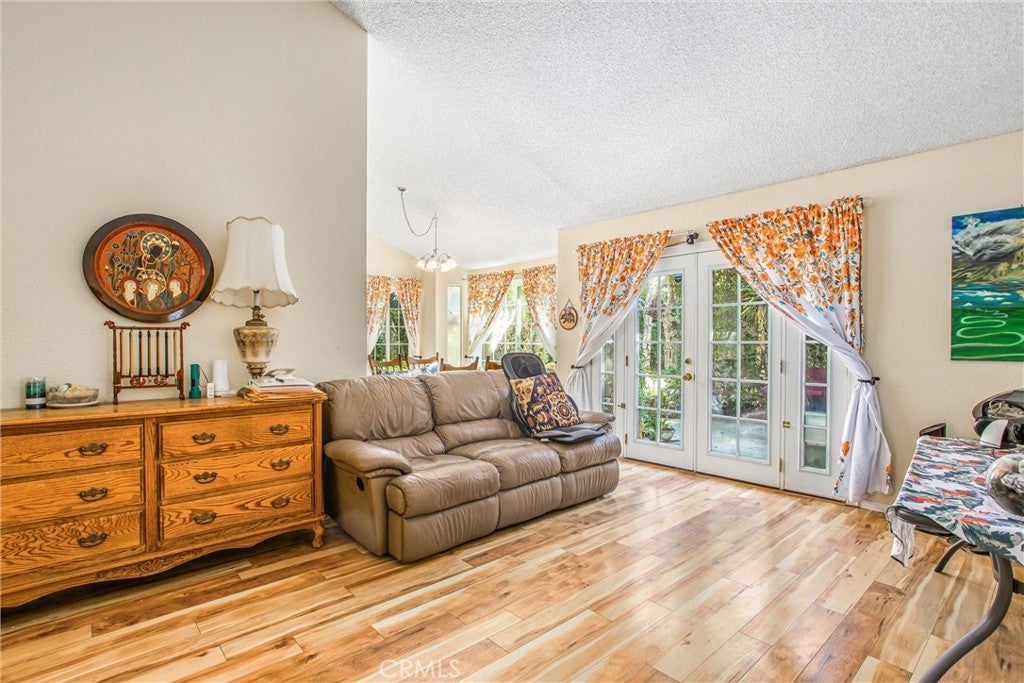 Yucaipa, California, 92399, United States, 3 Bedrooms Bedrooms, ,2 BathroomsBathrooms,Residential,For Sale,1980603