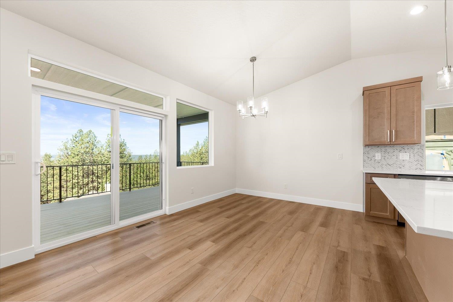 Spokane, Washington, 99208, United States, 4 Bedrooms Bedrooms, ,3 BathroomsBathrooms,Residential,For Sale,1826785