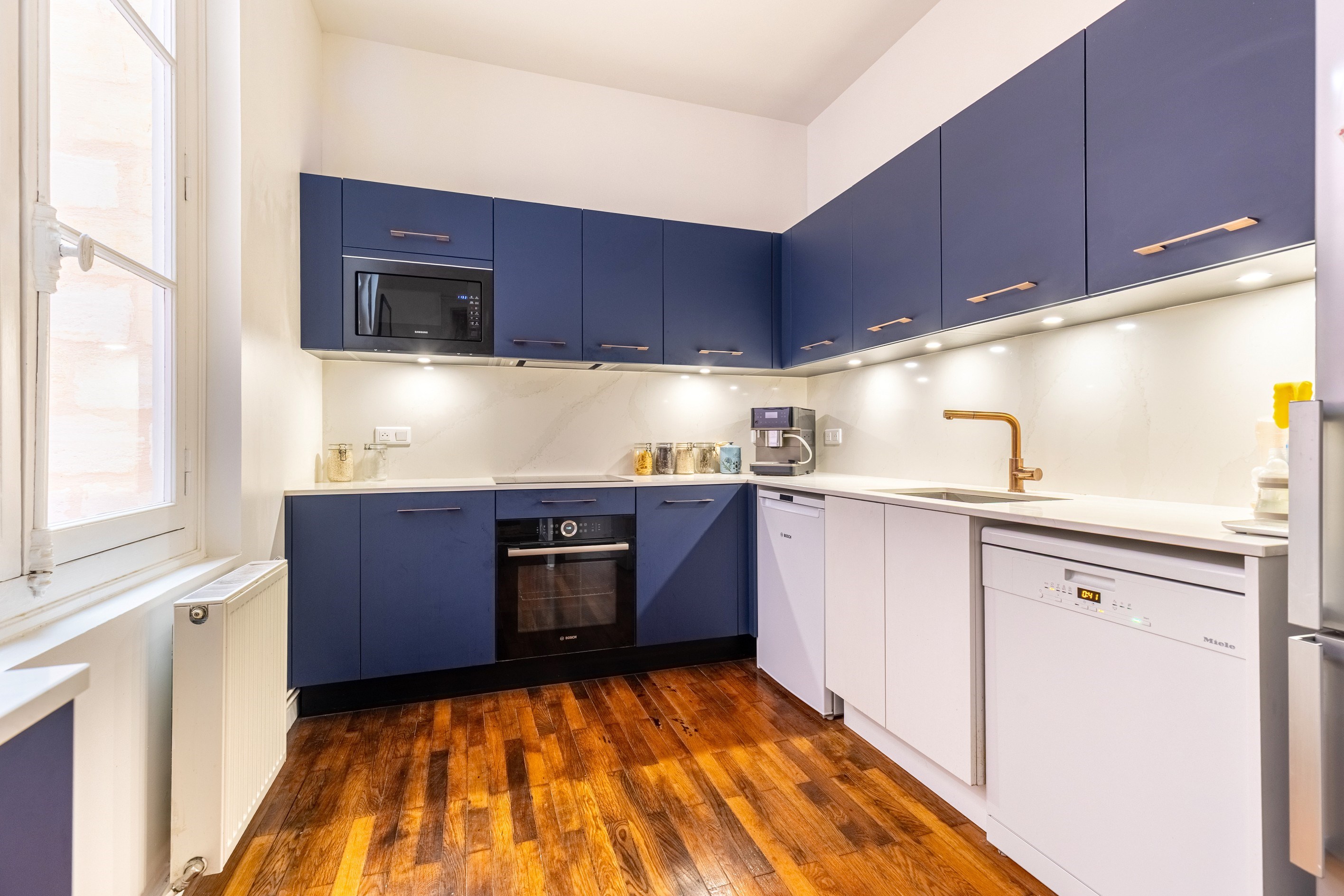  BORDEAUX HISTORIC CENTRE – EXCEPTIONAL APARTMENT – 126 M² - LIFT – 2 BEDROOMS - 物件實景