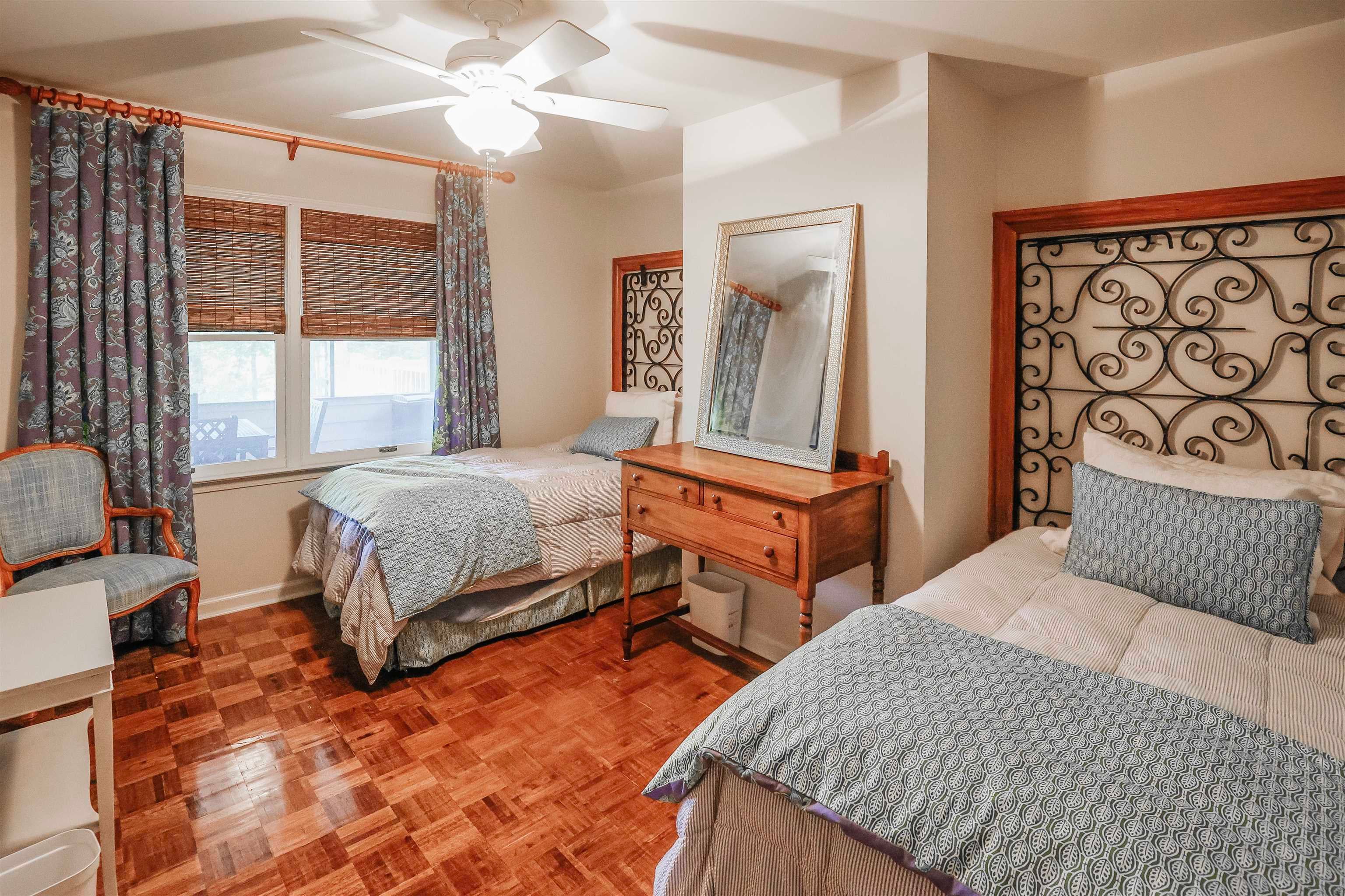 Greensboro, Georgia, 30642, United States, 5 Bedrooms Bedrooms, ,2 BathroomsBathrooms,Residential,For Sale,1907052