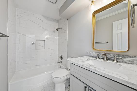 Houston, Texas, 77005, United States, 4 Bedrooms Bedrooms, ,4 BathroomsBathrooms,Residential,For Sale,1980164