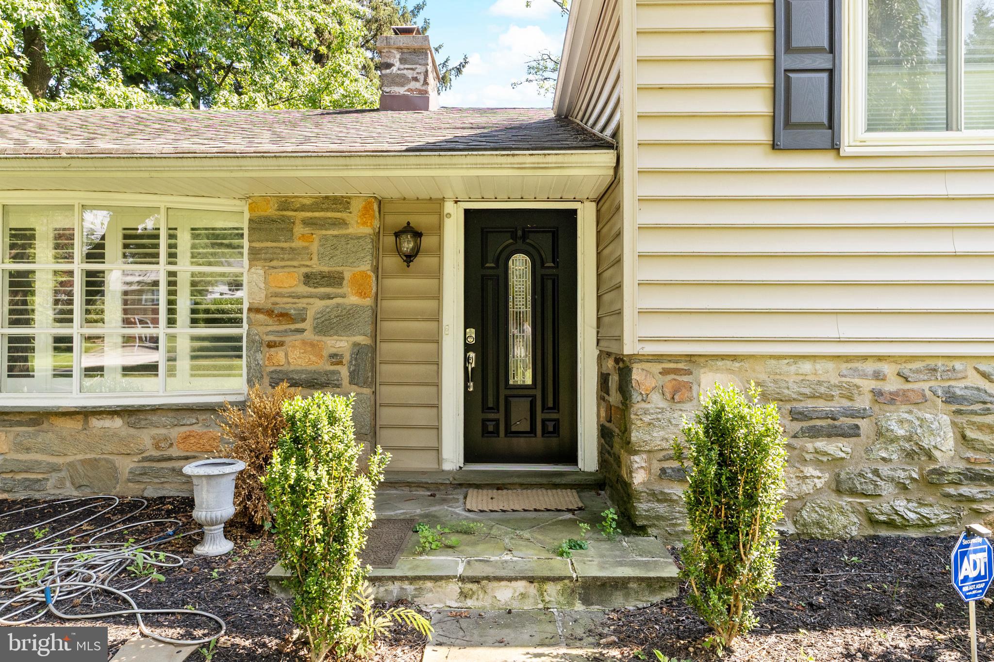 DEVON, Pennsylvania, 19333, United States, 3 Bedrooms Bedrooms, ,3 BathroomsBathrooms,Residential,For Sale,1928574