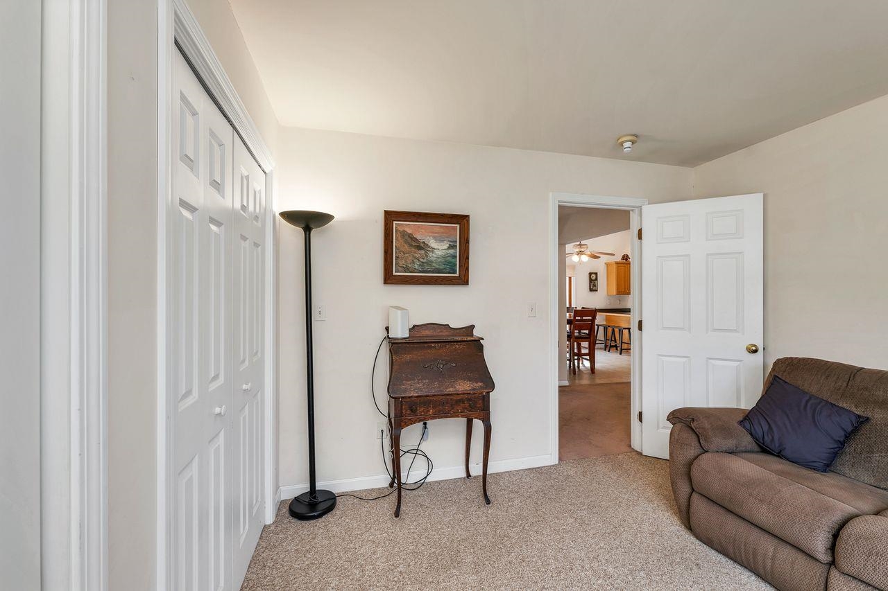 Seabrook, New Hampshire, 03874, United States, 3 Bedrooms Bedrooms, ,2 BathroomsBathrooms,Residential,For Sale,1986462