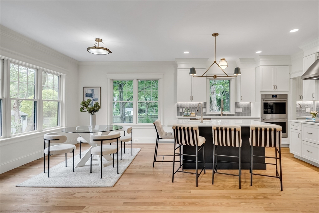 Lexington, Massachusetts, 02421, United States, 5 Bedrooms Bedrooms, ,5 BathroomsBathrooms,Residential,For Sale,1849755