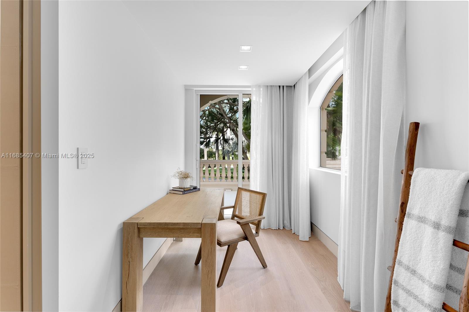 7917 Fisher Island Dr, Miami Beach, Florida, 33109, United States, 4 Bedrooms Bedrooms, ,5 BathroomsBathrooms,Residential,For Sale,7917 Fisher Island Dr,1664892