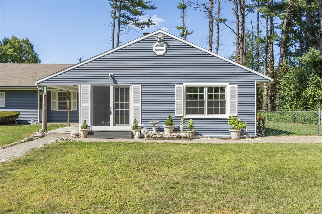 Framingham, Massachusetts, 01701, United States, 4 Bedrooms Bedrooms, ,3 BathroomsBathrooms,Residential,For Sale,1939196