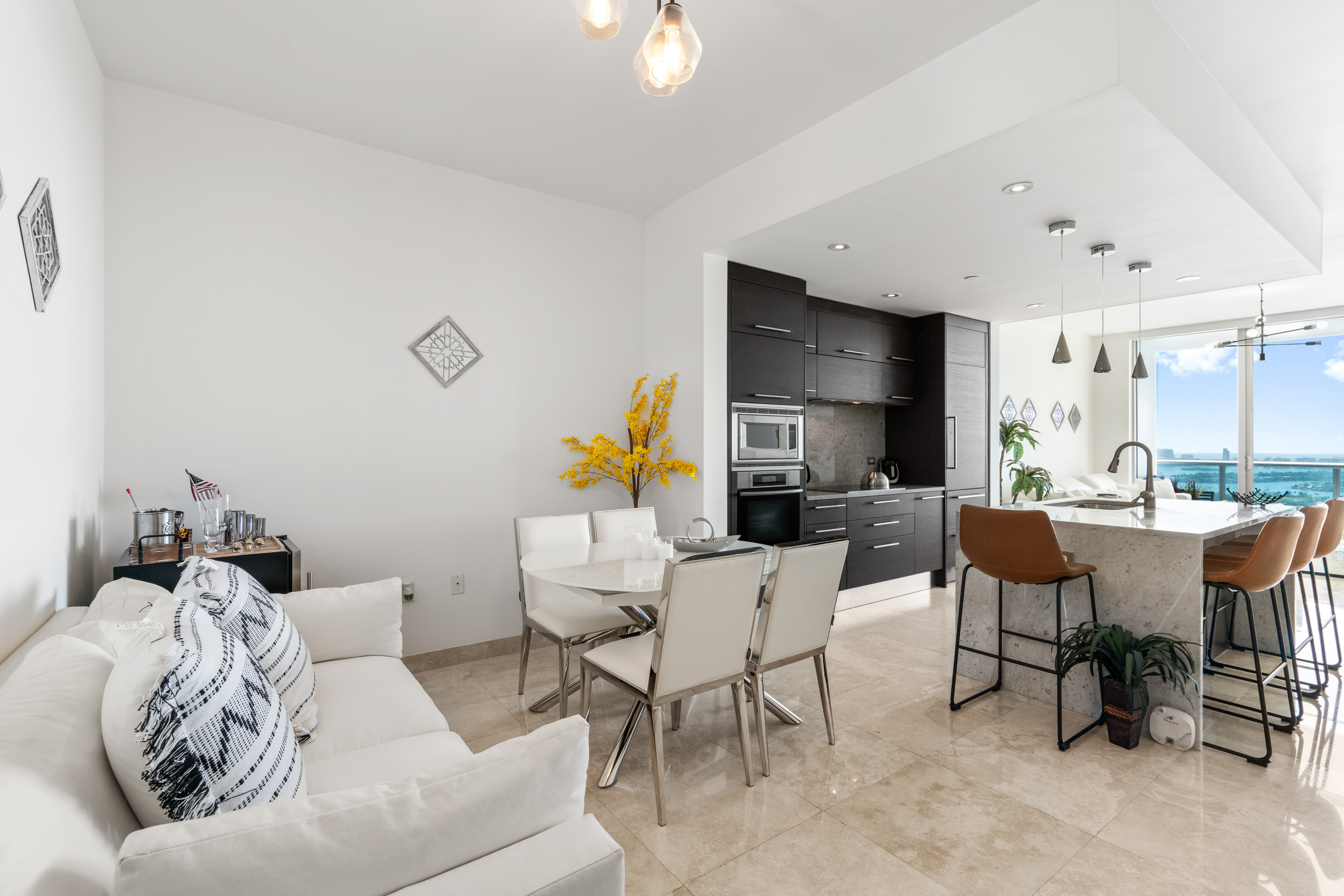  900 Biscayne Blvd, Miami, FL, 33132 - 物件實景