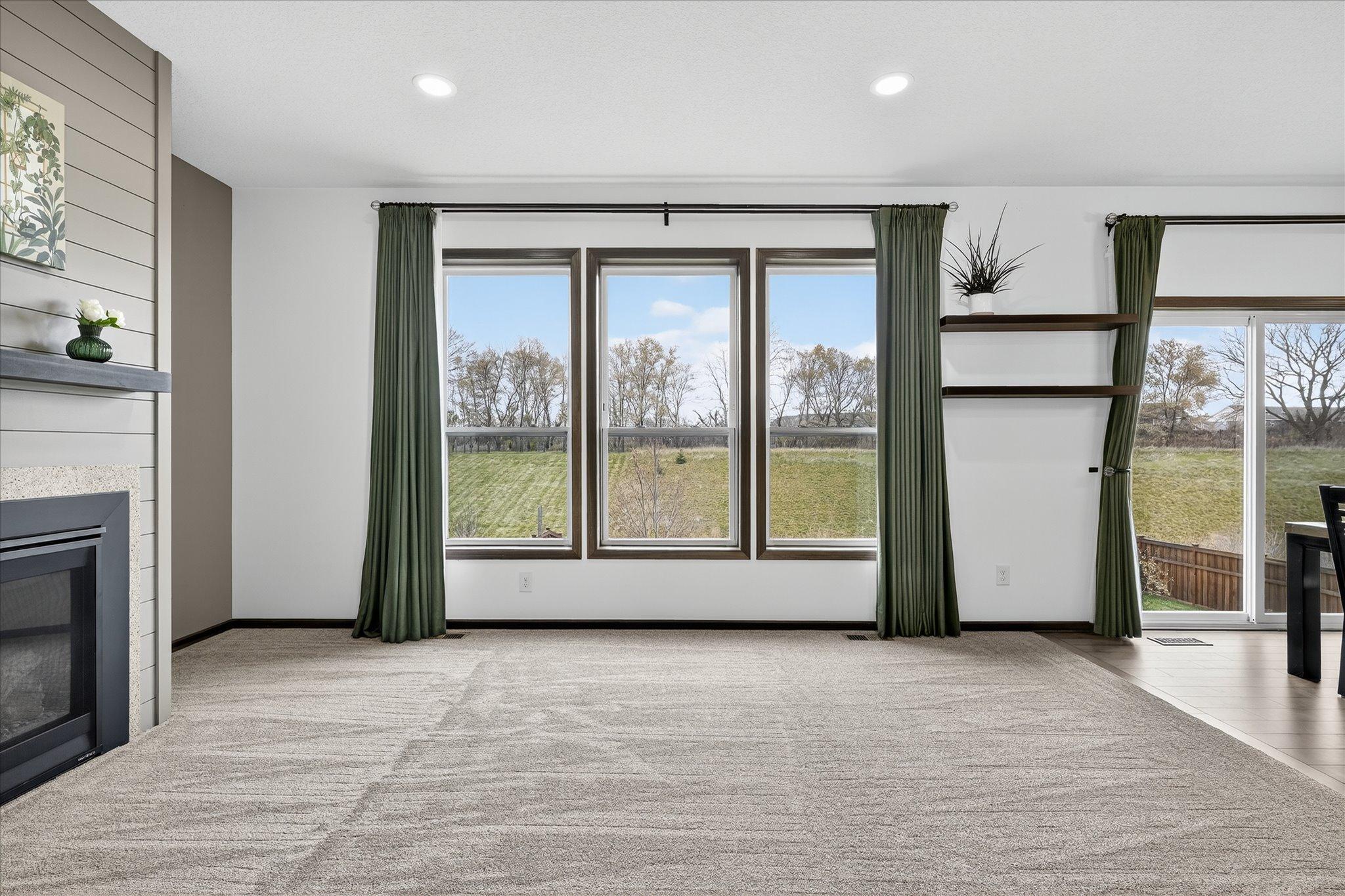 Rosemount, Minnesota, 55068, United States, 5 Bedrooms Bedrooms, ,3 BathroomsBathrooms,Residential,For Sale,1993555