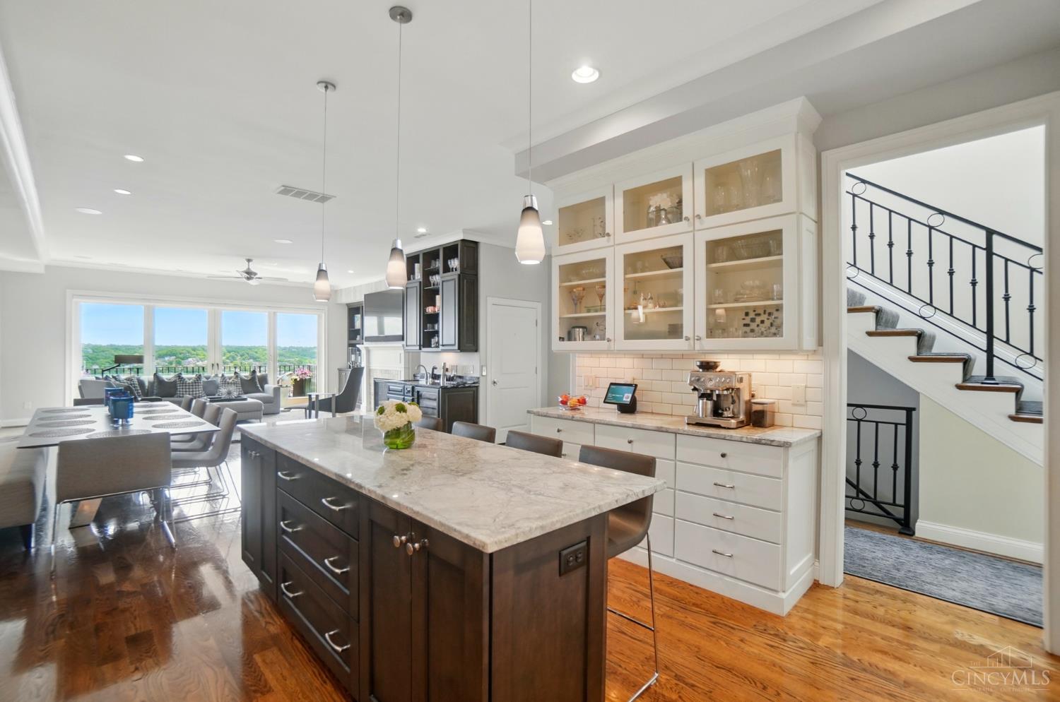 Cincinnati, Ohio, 45202, United States, 3 Bedrooms Bedrooms, ,4 BathroomsBathrooms,Residential,For Sale,1850372
