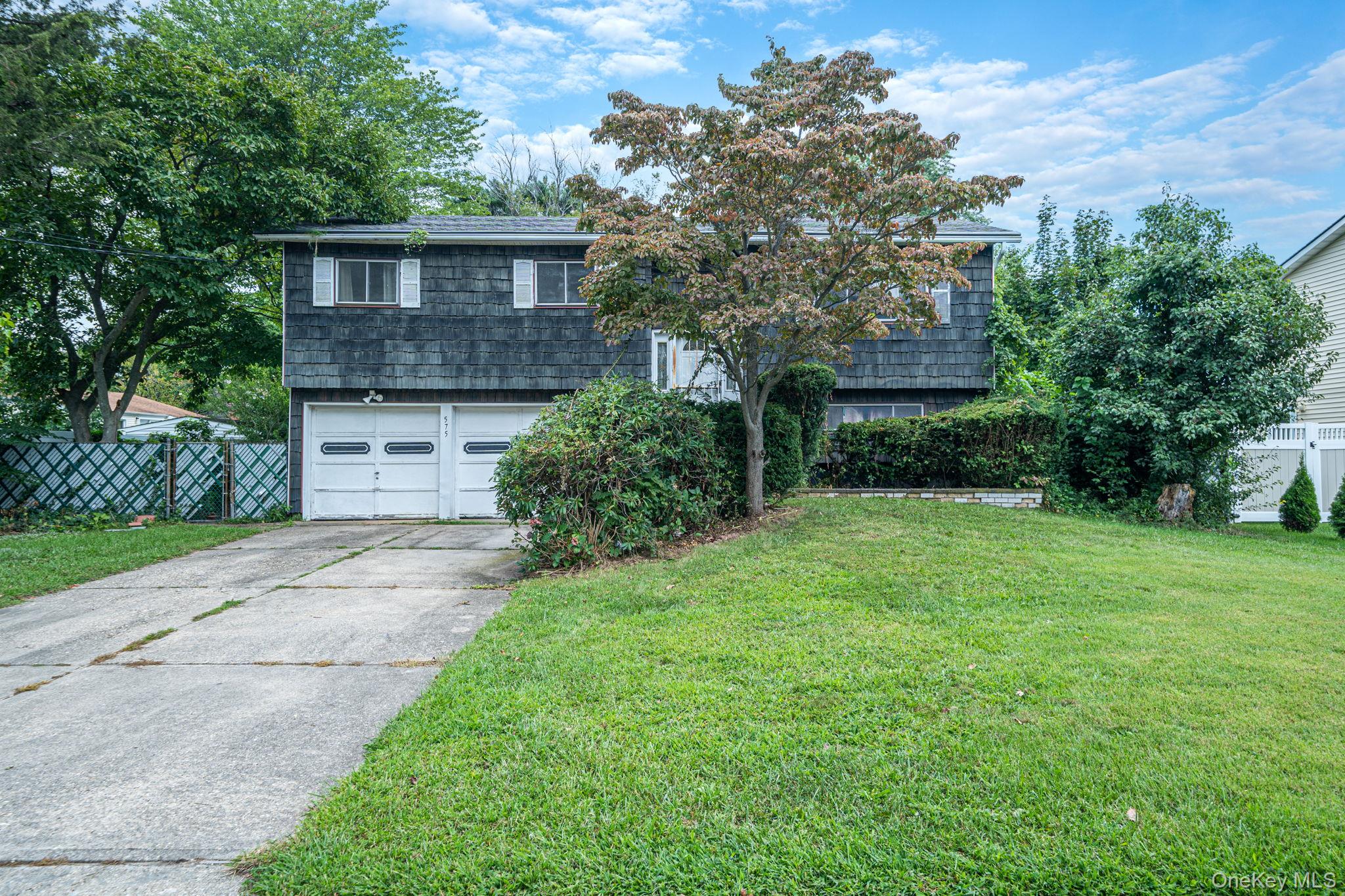 Freeman Ave, Brentwood, NY 11717 #1
