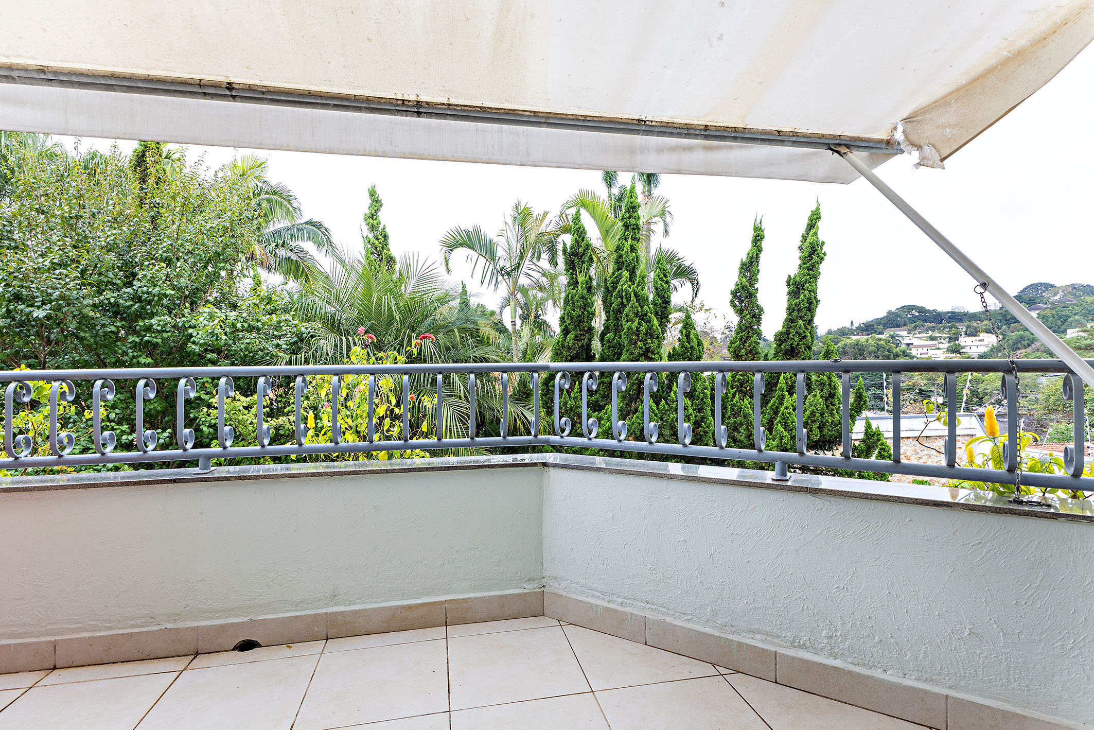  Exclusive residence in a distinctive gated community with five suites - 物件實景