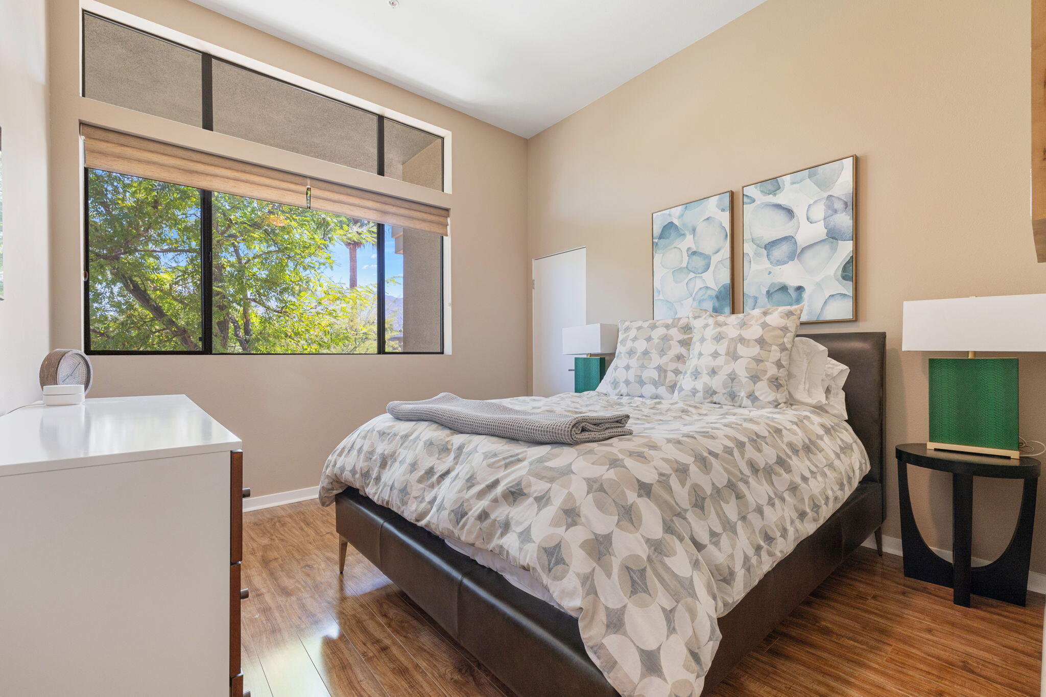 Palm Springs, California, 92264, United States, 2 Bedrooms Bedrooms, ,2 BathroomsBathrooms,Residential,For Sale,1901063
