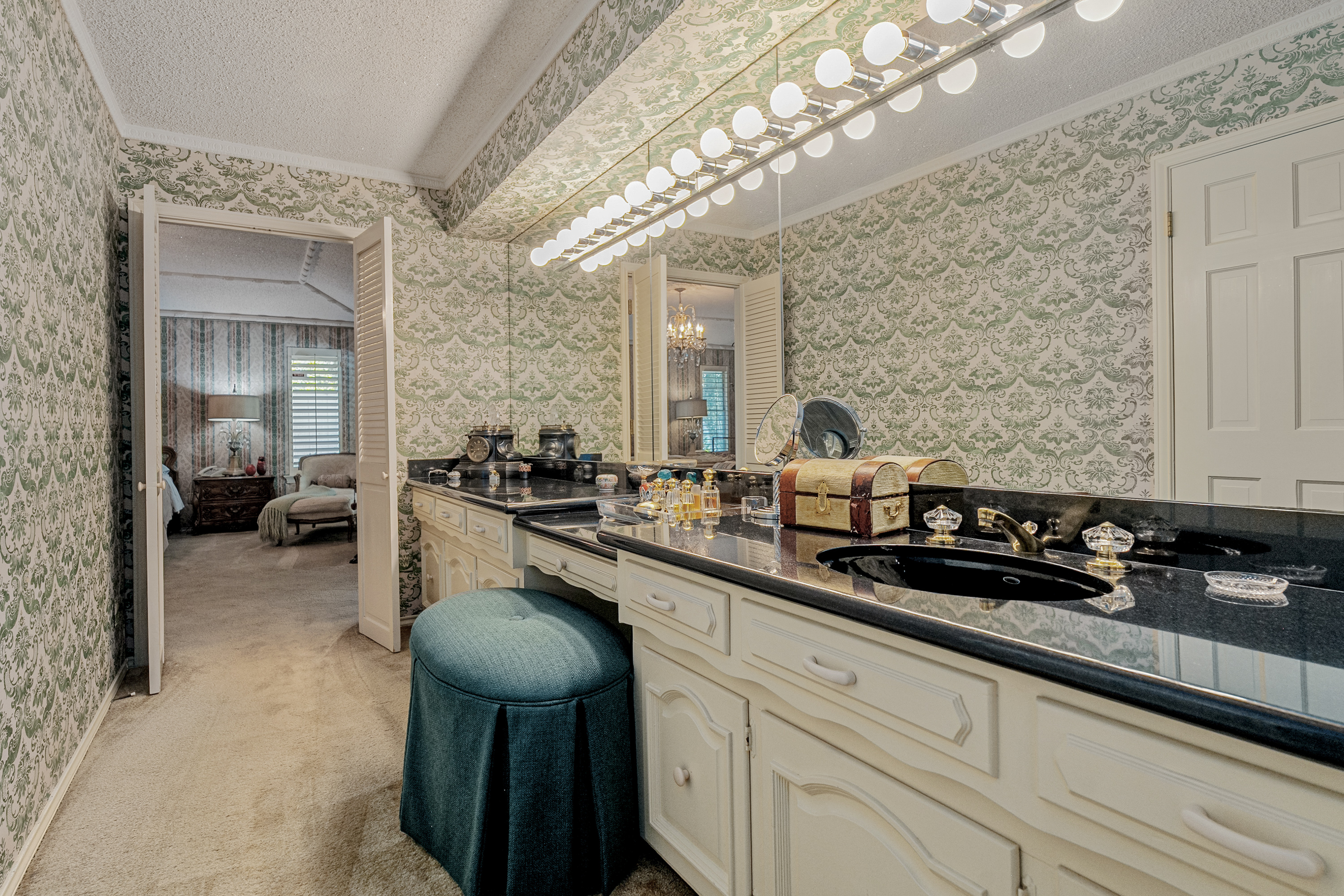  5531 Pebblebrook Drive - 物件實景