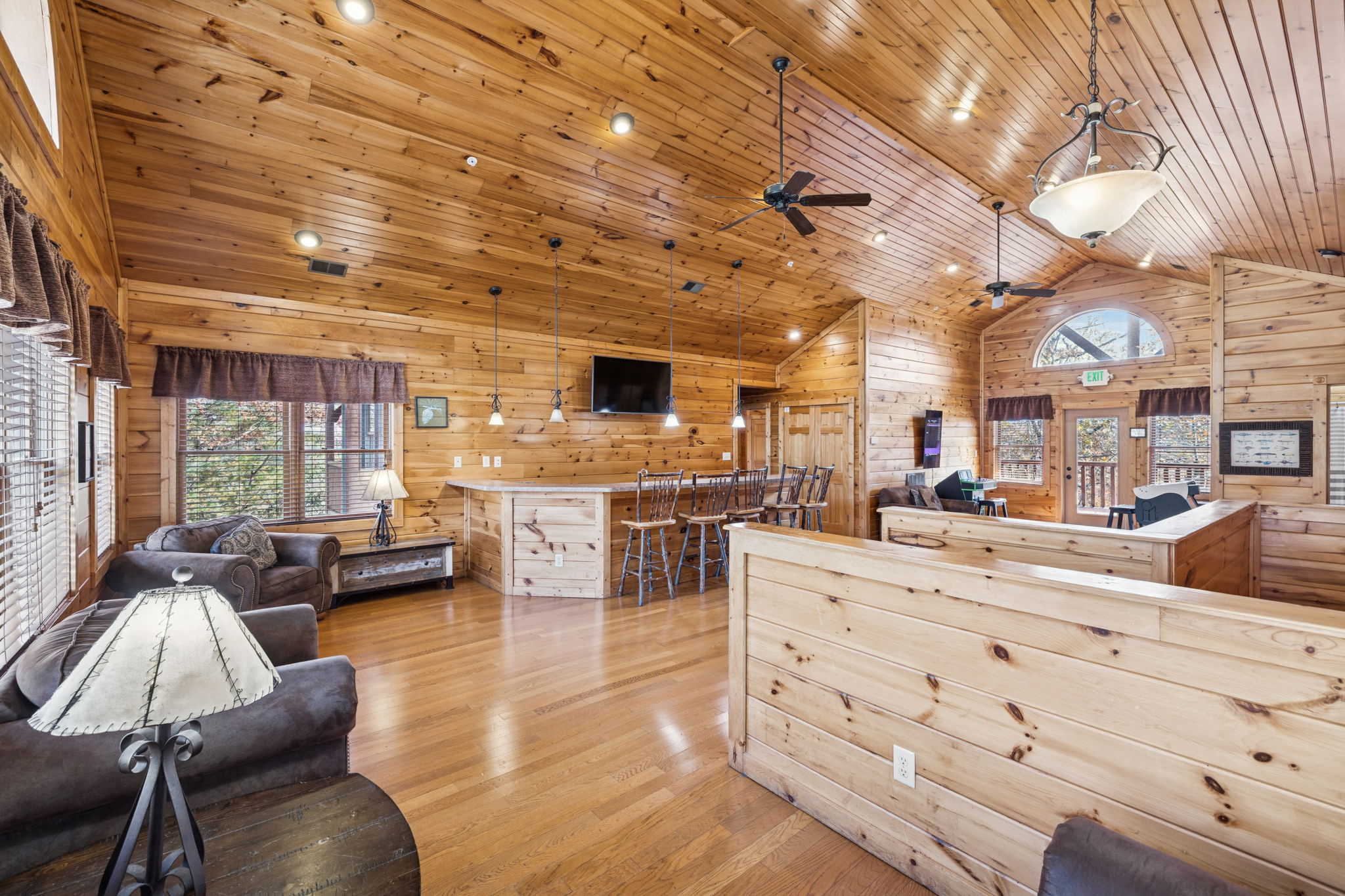 Gatlinburg, Tennessee, 37738, United States, 9 Bedrooms Bedrooms, ,9 BathroomsBathrooms,Residential,For Sale,1996380