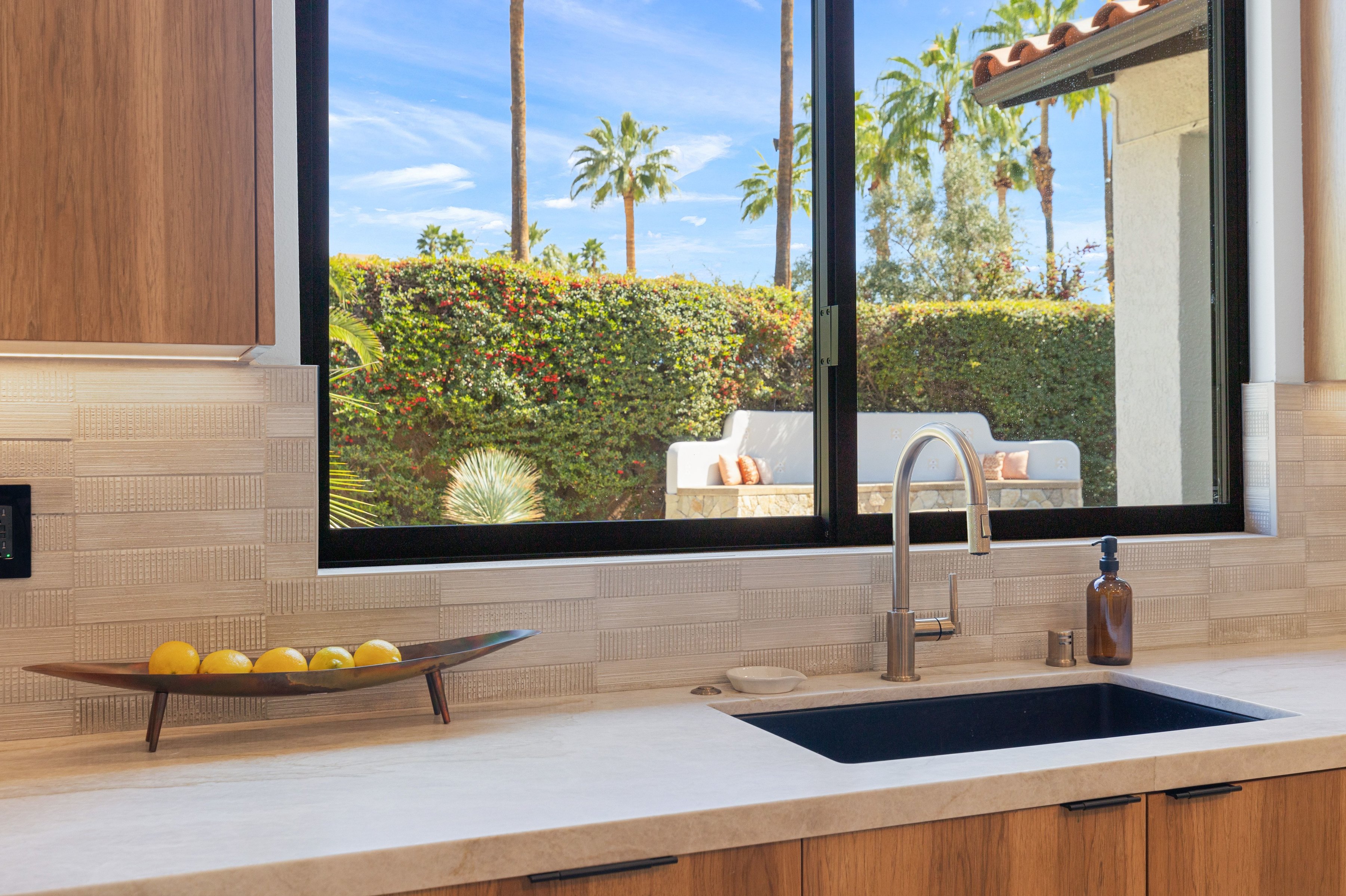  Modern Spanish Retreat in Vista Las Palmas - 物件實景